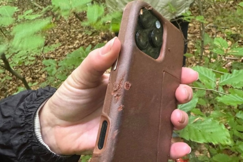 گوشی آیفون 16 پرو از هواپیما سقوط کرد و سالم ماند