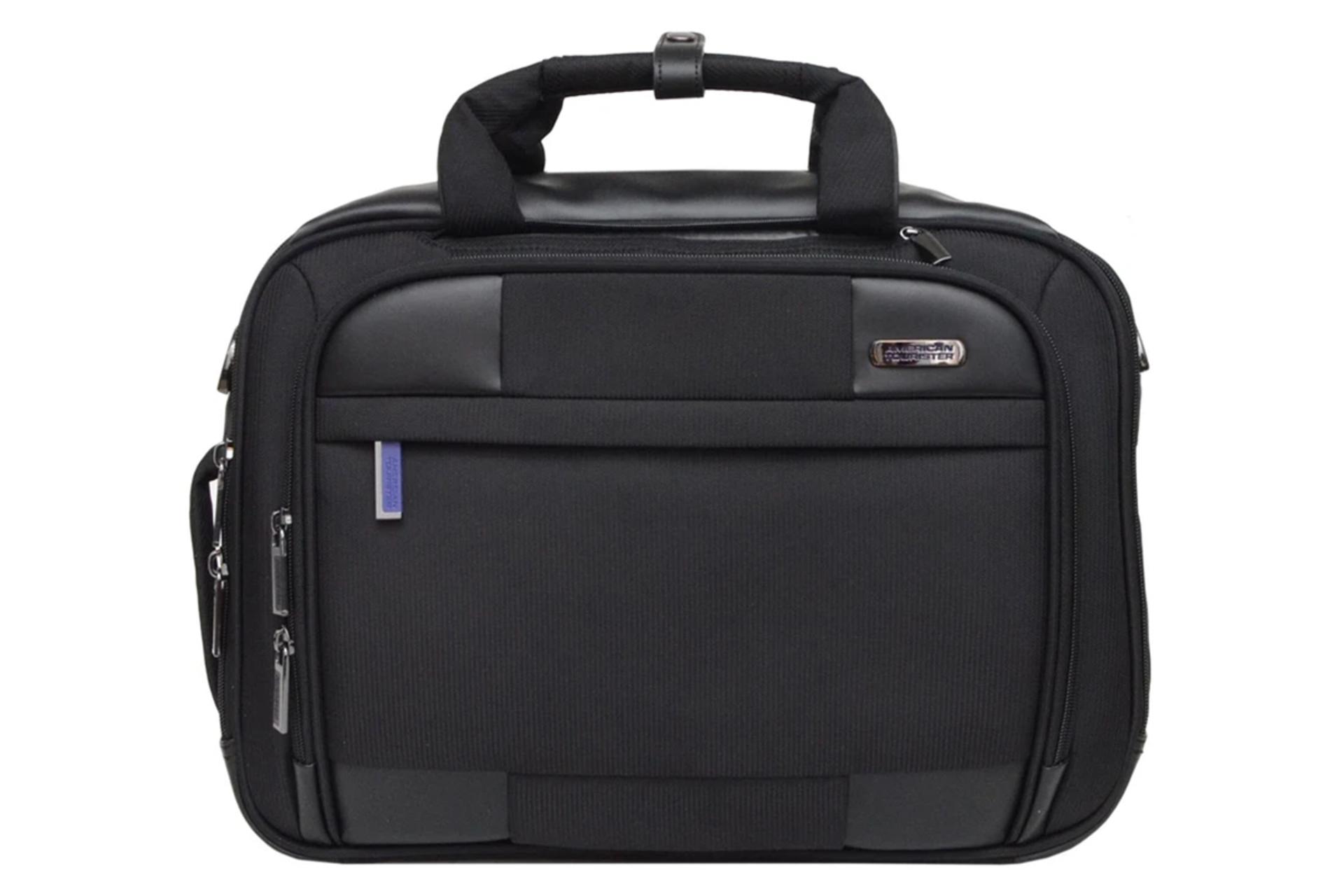 کیف لپ تاپ امریکن توریستر MERIT 85T 91010 مناسب 17 اینچ نمای روبرو