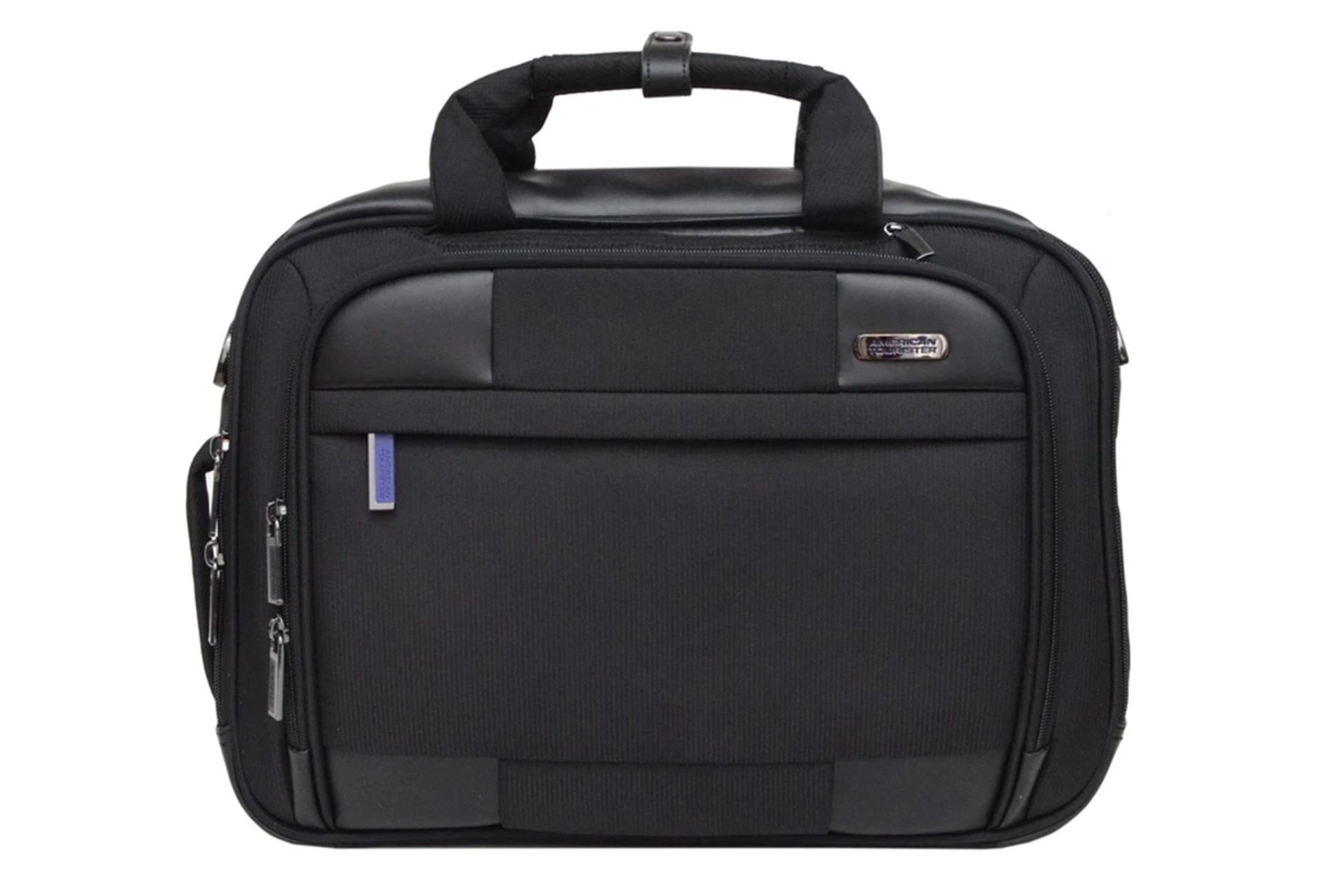 کیف لپ تاپ امریکن توریستر MERIT 85T 91010 مناسب 17 اینچ نمای روبرو