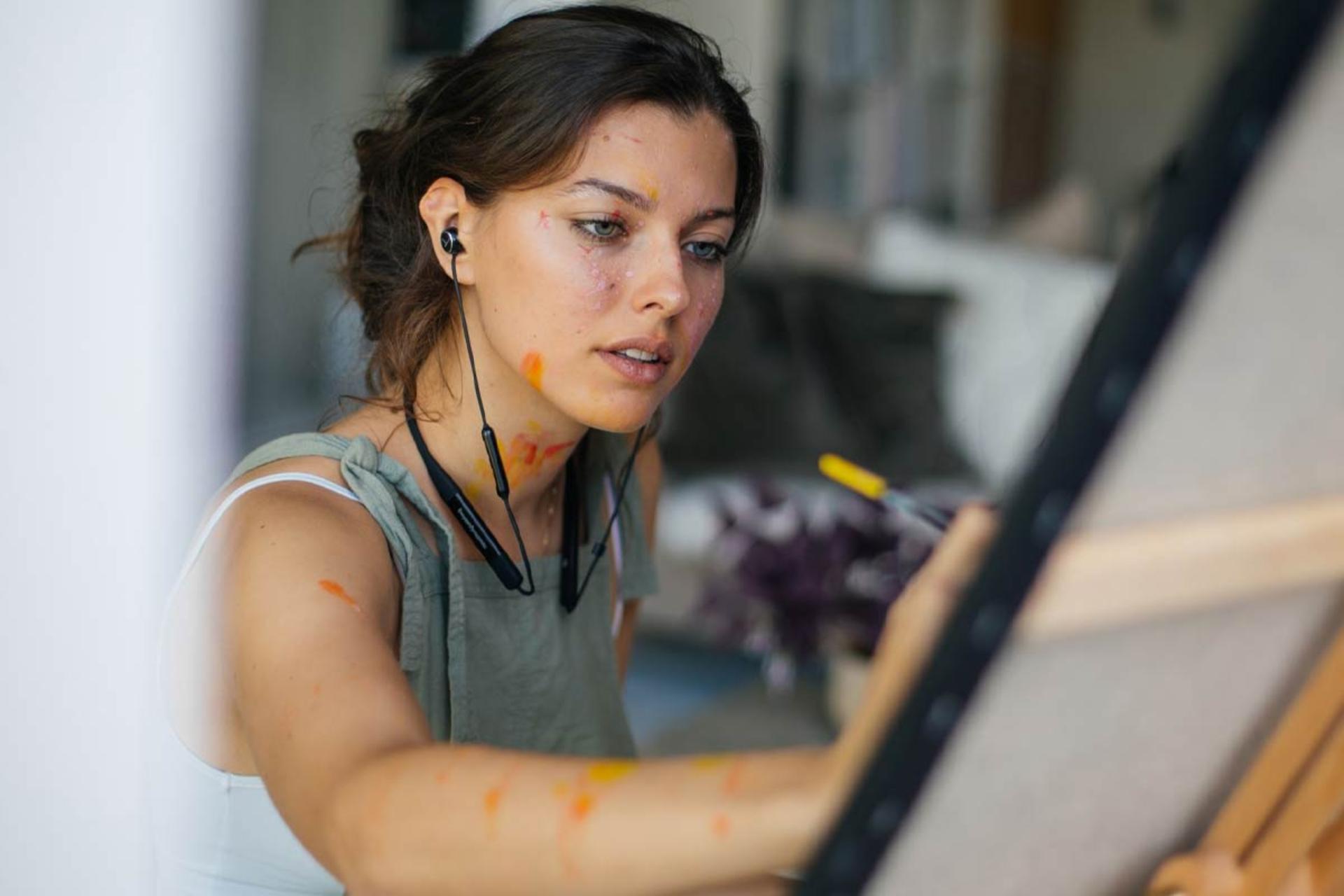 شارژدهی هدفون بیرداینامیک Blue BYRD (نسل دوم)