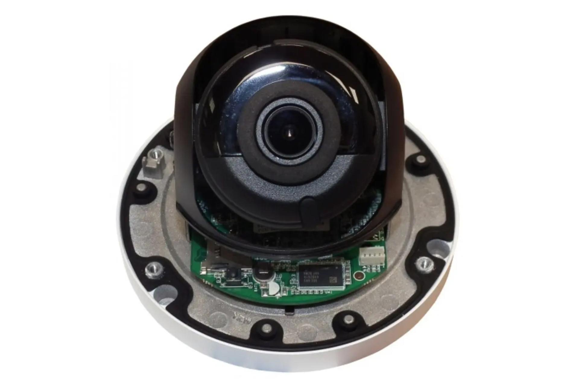 نمای داخل دوربین مداربسته هایک ویژن DS-2CD2183G0-IS