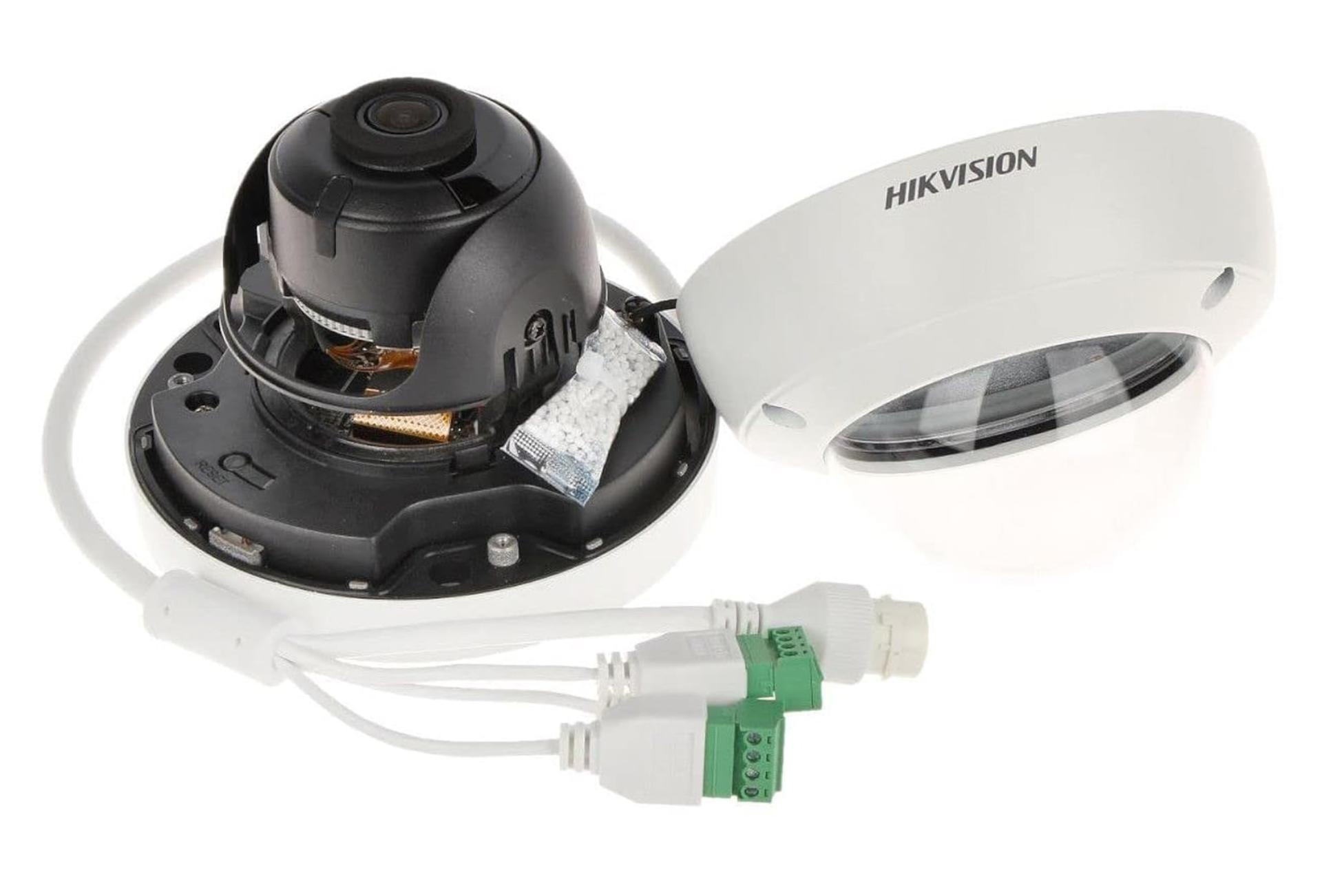 نمای داخل دوربین مداربسته هایک ویژن DS-2CD2143G2-IU