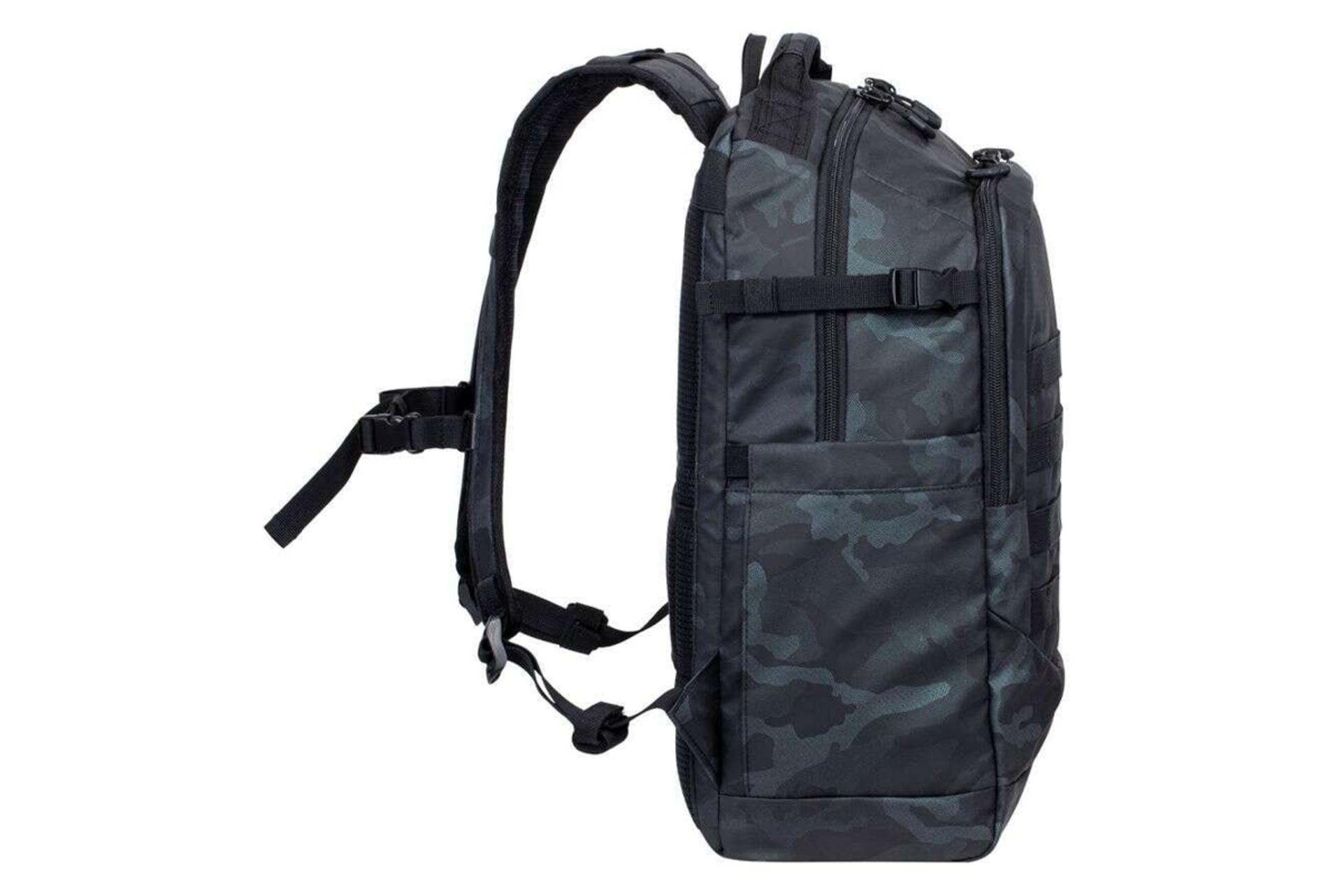 نمای کنار کوله پشتی لپ تاپ ریوا کیس 7631 مناسب 15.6 اینچ