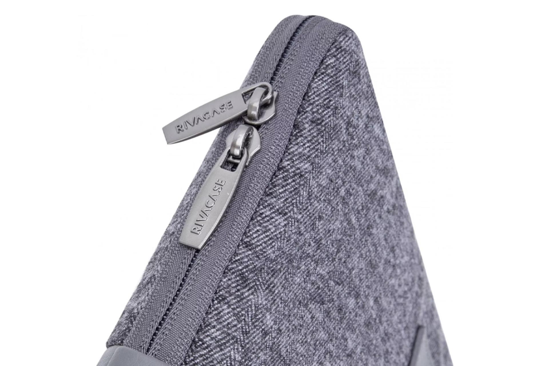 نمای کنار کاور لپ تاپ ریوا کیس 7903 مناسب 13 اینچ