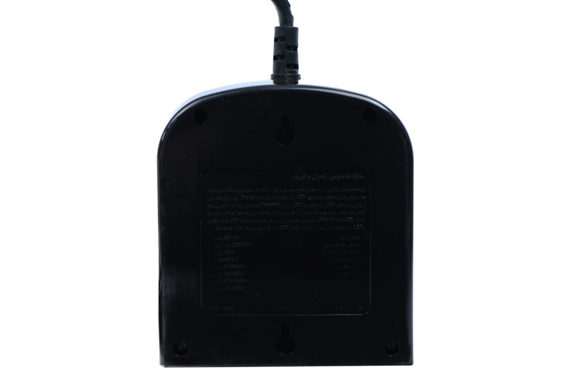 نمای پشت محافظ ولتاژ پارت الکتریک مدل PE8789