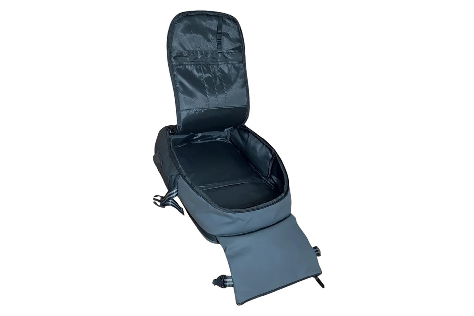 نمای داخل کیف لپ تاپ کوله پشتی لپ تاپ پرزیدنت Mario مناسب 15.6 اینچ