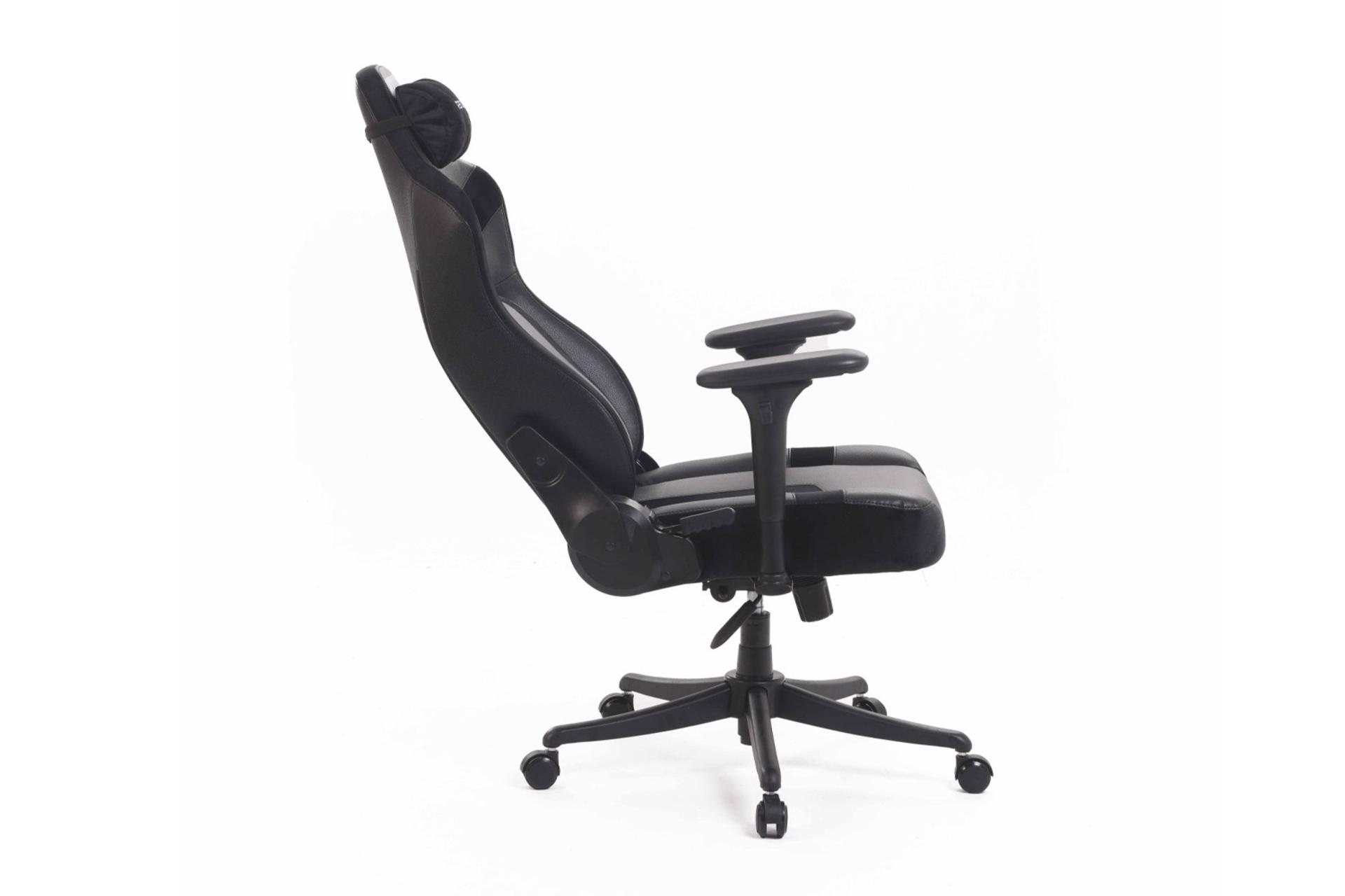 نمای کنار صندلی گیمینگ رنزو Dynamic Black Panther