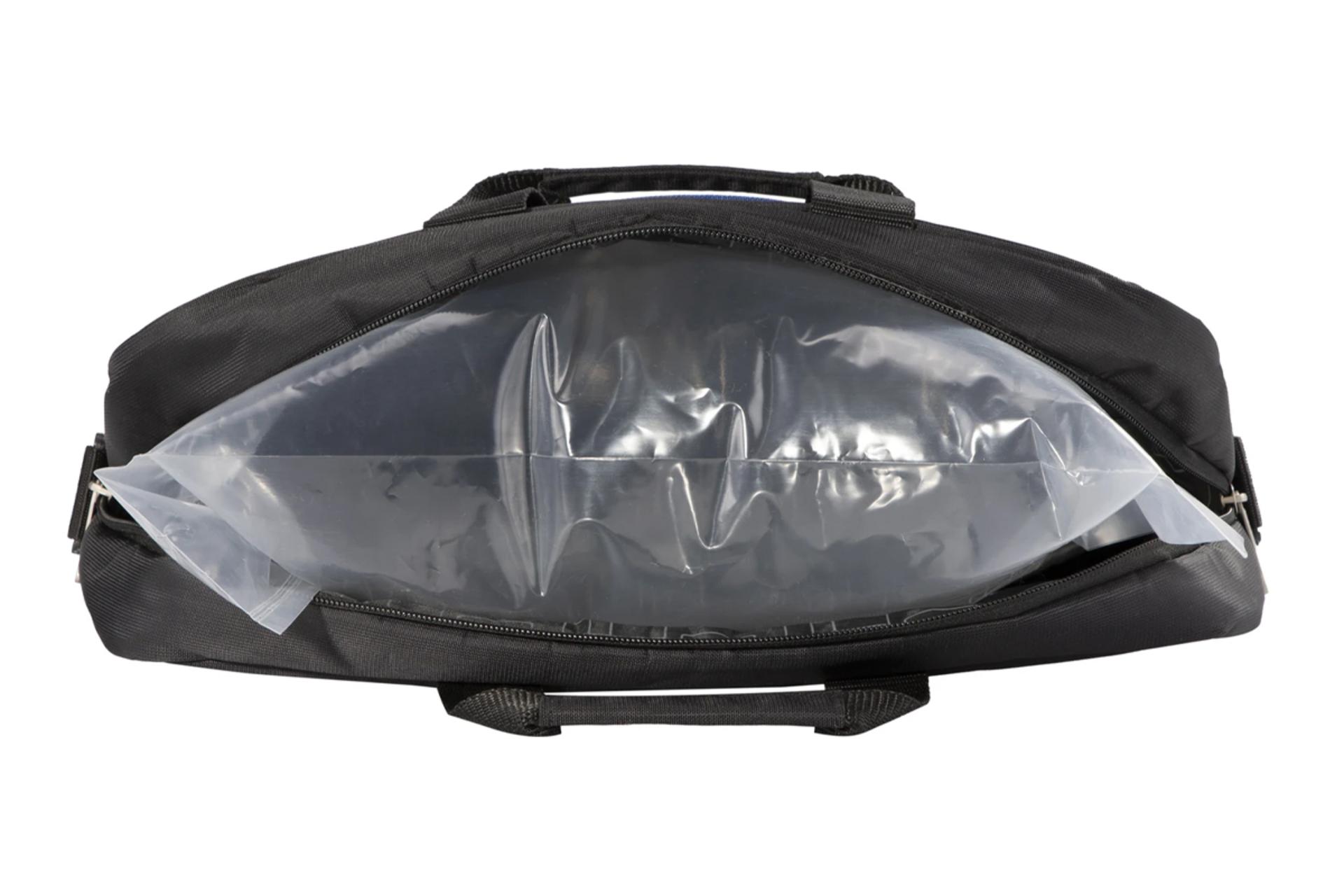 نمای داخل کیف لپ تاپ کیف لپ تاپ تنسر 01115 مناسب 15.6 اینچ