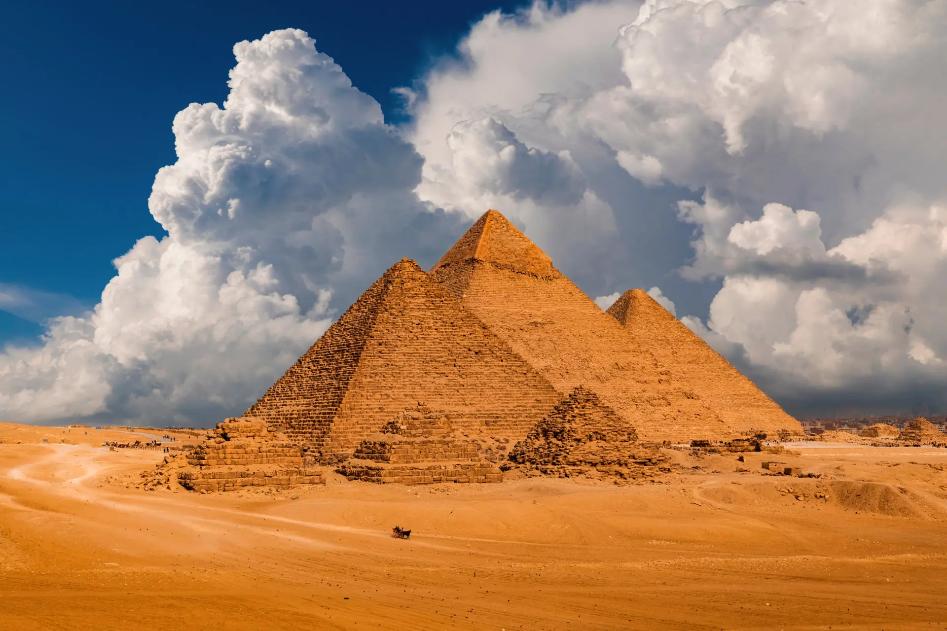 اهرام بزرگ جیزه در مصر