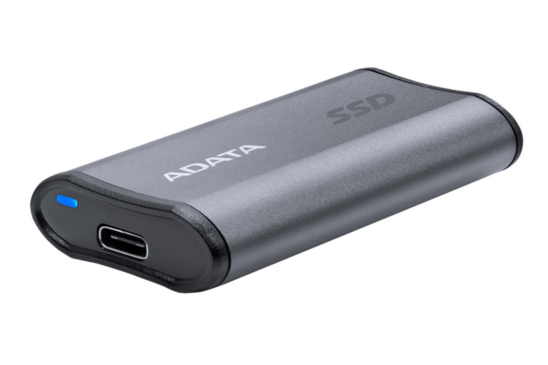 نمای جانبی اس اس دی ایکس ای دیتا ADATA SE880 USB 3.2 Gen 2x2 خاکستری