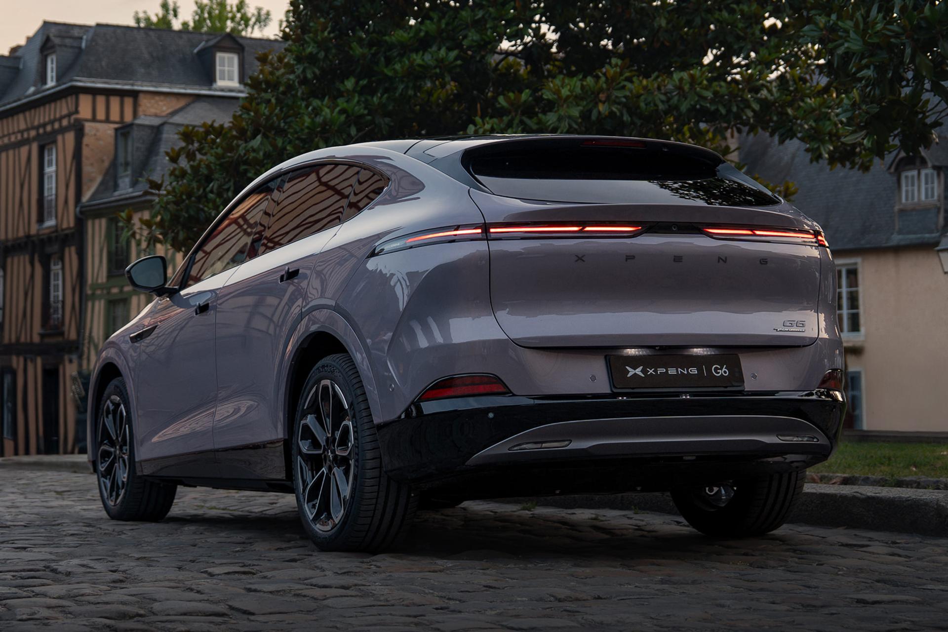 خودرو ایکس پنگ XPeng G6 نمای جانبی و پشت