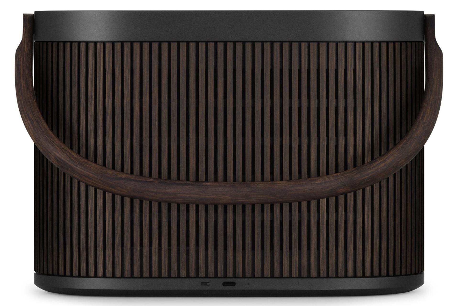 نمای پشت اسپیکر بنگ اند اولافسن Beosound A5