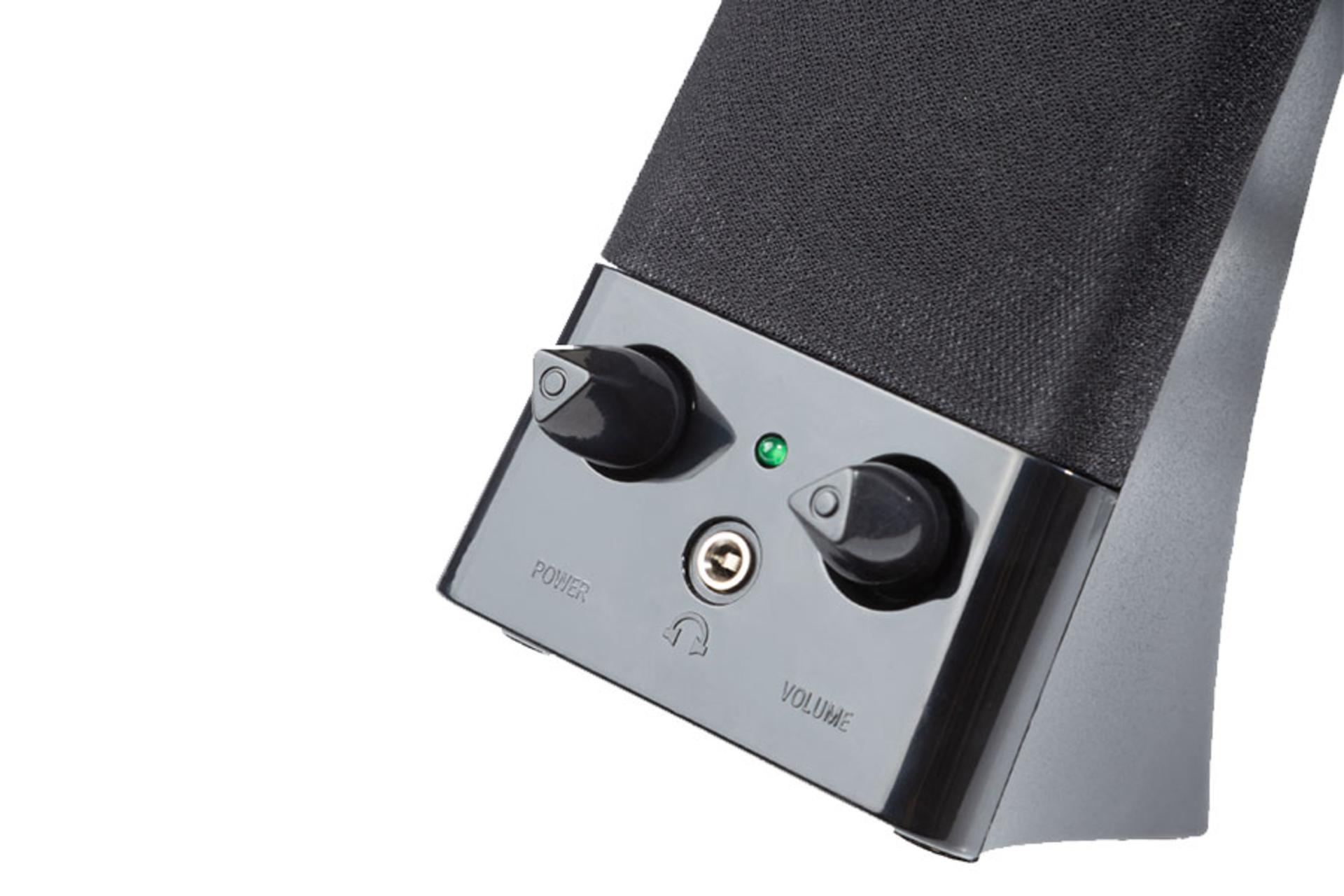 نمای نزدیک ولوم های اسپیکر بیاند مدل BZ-2068