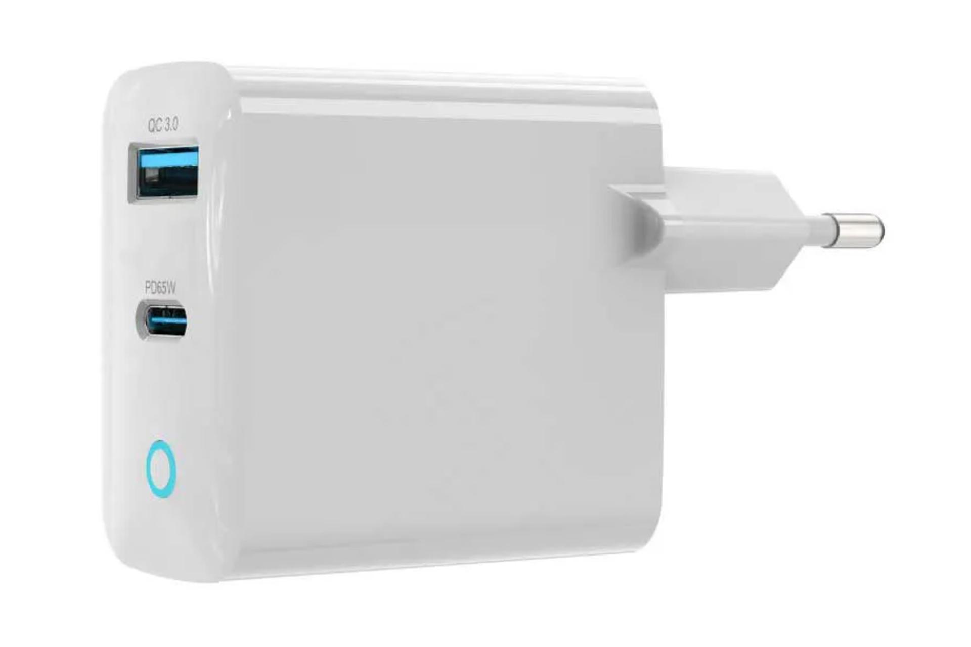 نمای کنار شارژر دیویا Extreme Speed GaN PD+QC 65W