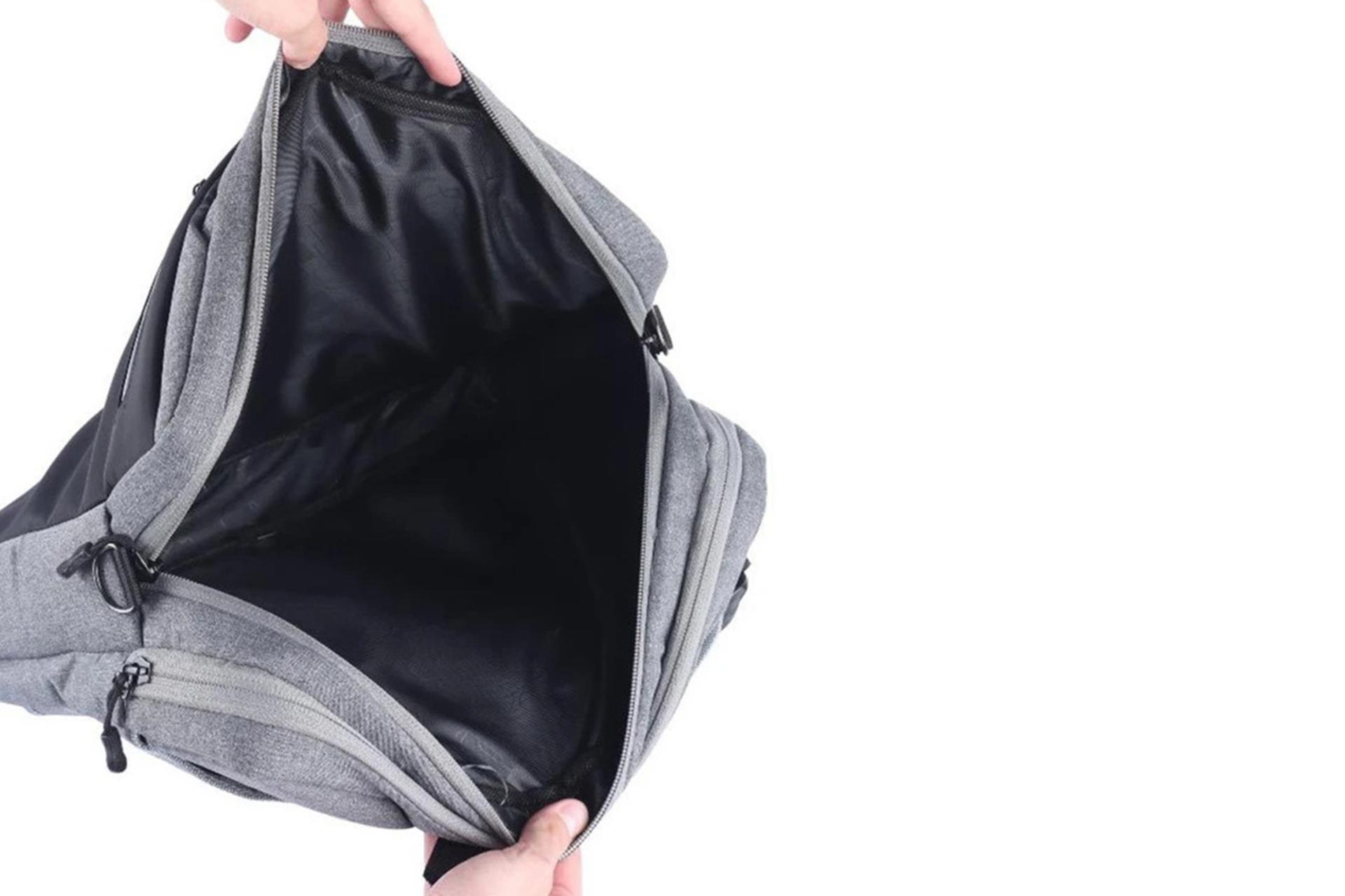 نمای داخل کیف لپ تاپ کیف لپ تاپ بنتون B0105 مناسب 17 اینچ