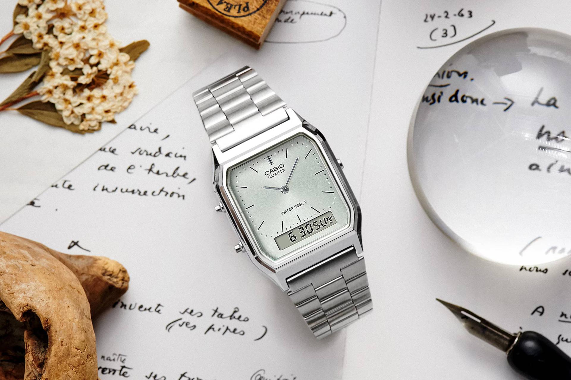 ساعت مچی زنانه کاسیو Casio Vintage AQ-230A-7AMQY از نمای بالا