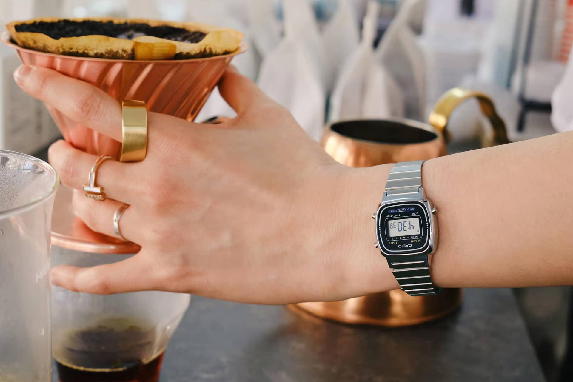 کاربری ساعت مچی زنانه کاسیو Casio Vintage LA670WA-1