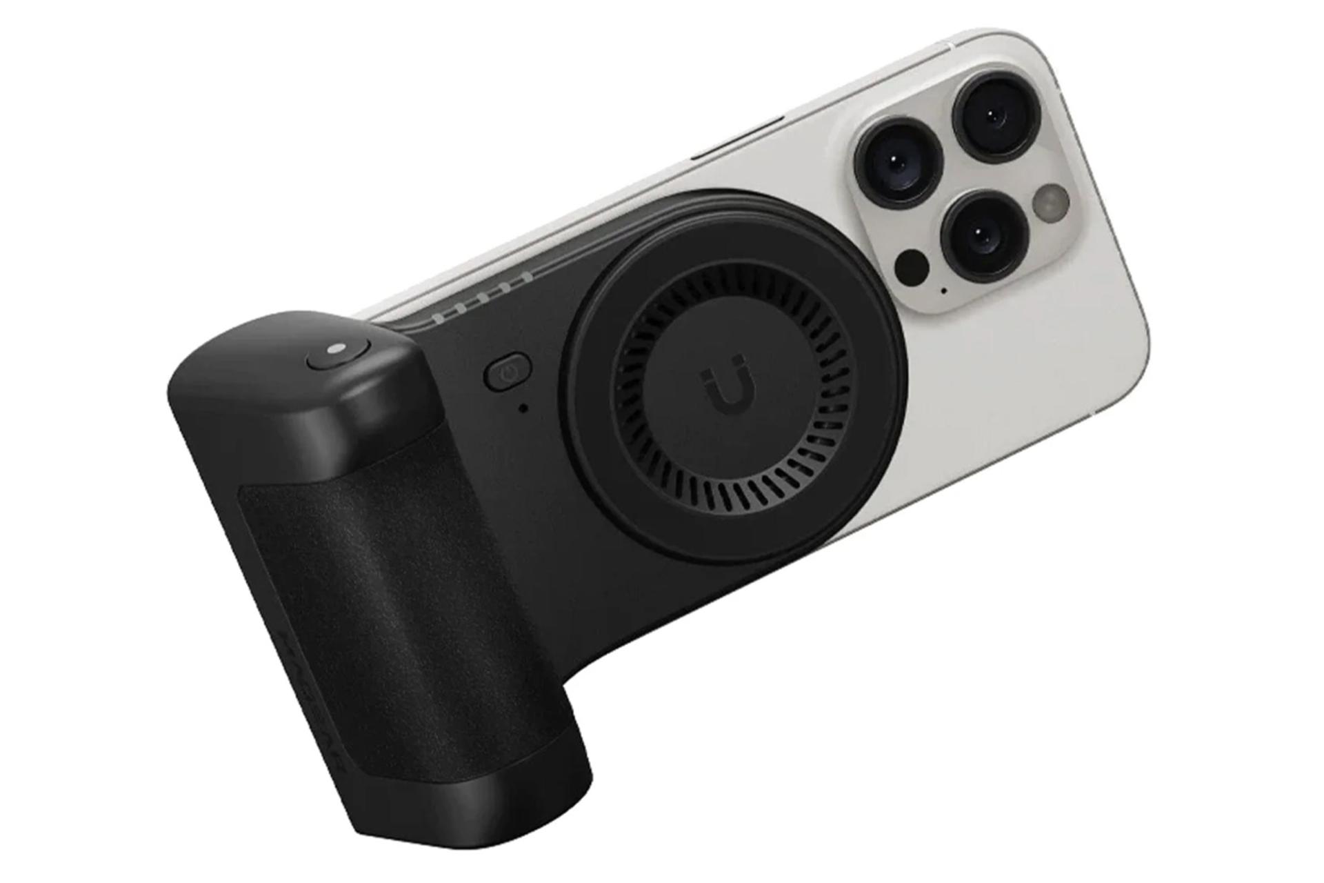 شارژدهی پاور بانک انرجیا MagCam Grip با ظرفیت 5000 میلی‌آمپر ساعت و امکان شارژ بی‌سیم