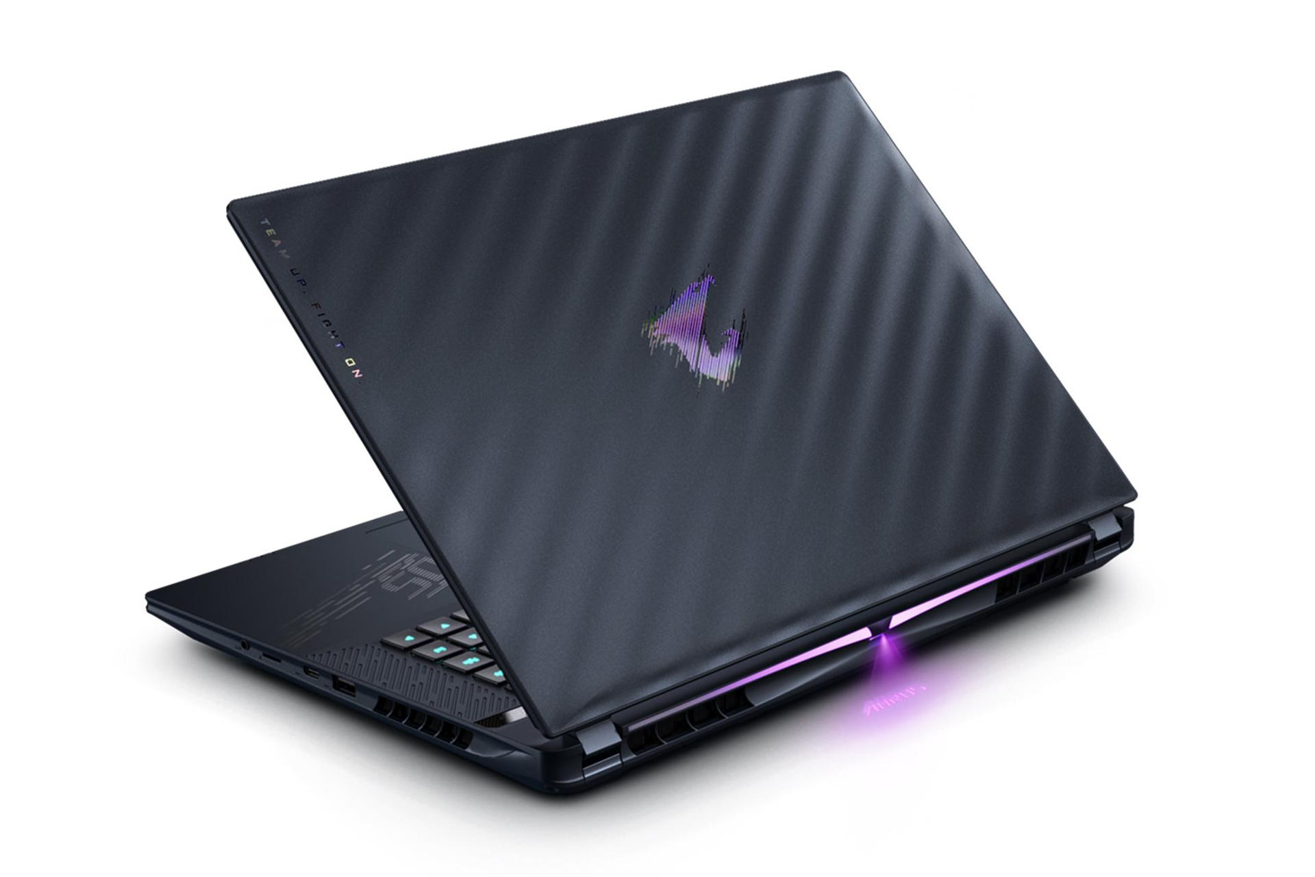 لپ تاپ گیگابایت GIGABYTE AORUS MASTER 16 BZH نمای پشت و راست