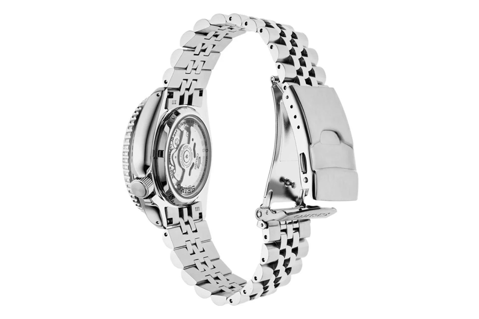 نمای پشت ساعت مچی مردانه سیکو 5Sports SSK005