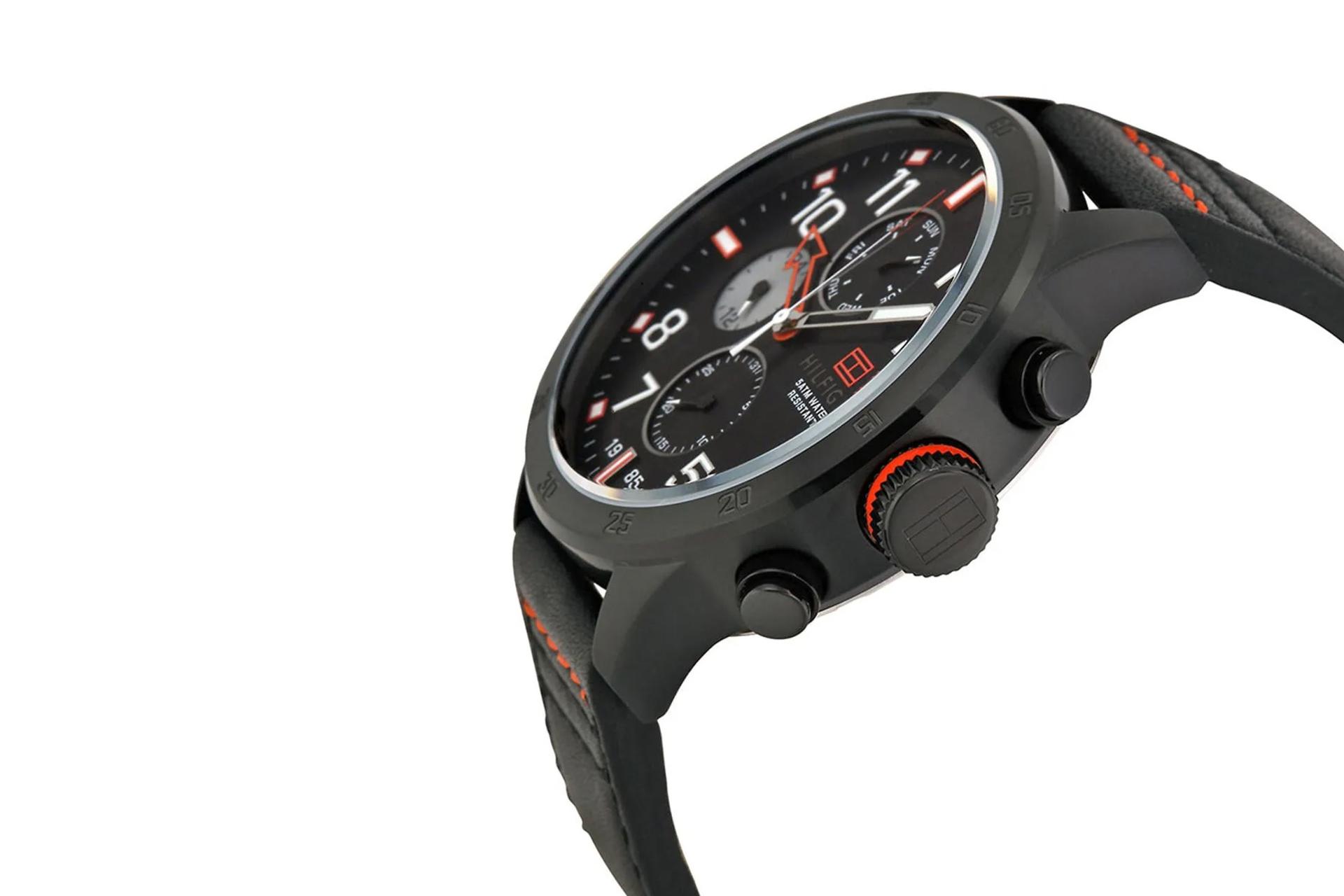 نمای کنار ساعت مچی مردانه تامی هیلفیگر Trent 1791136