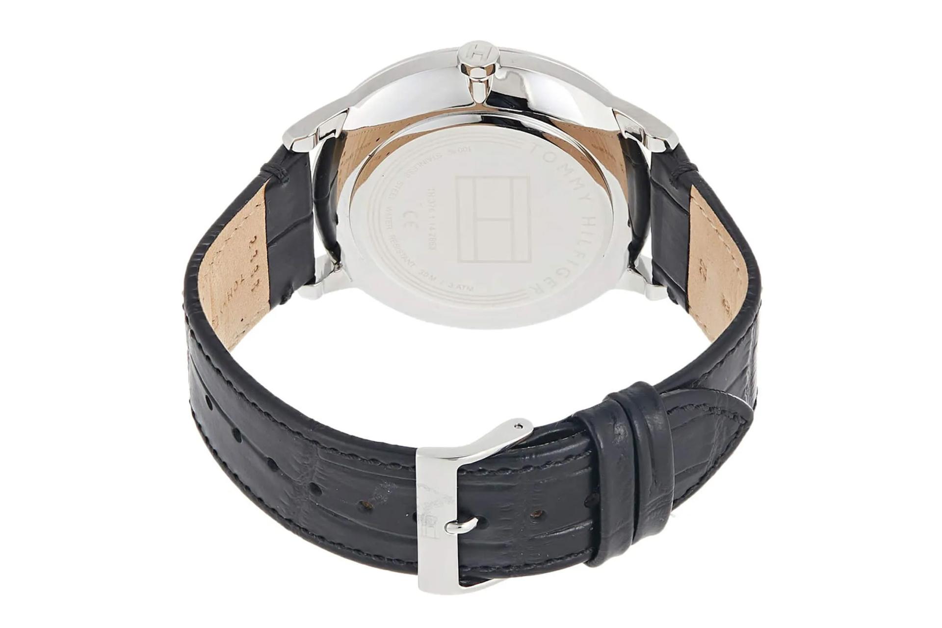 نمای پشت ساعت مچی مردانه تامی هیلفیگر Brad 1710391