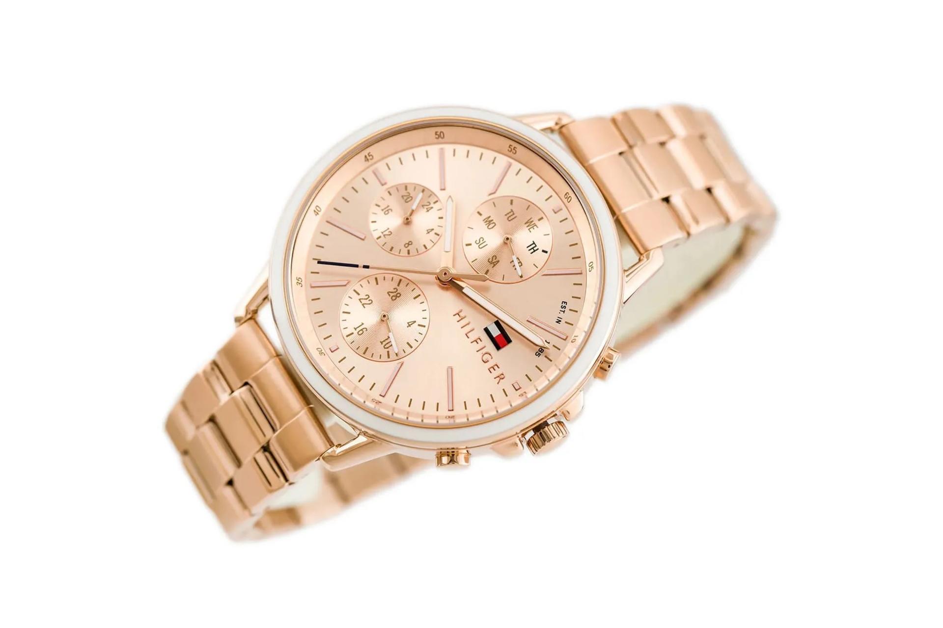 طراحی و ظاهر ساعت مچی زنانه تامی هیلفیگر Carly 1781788