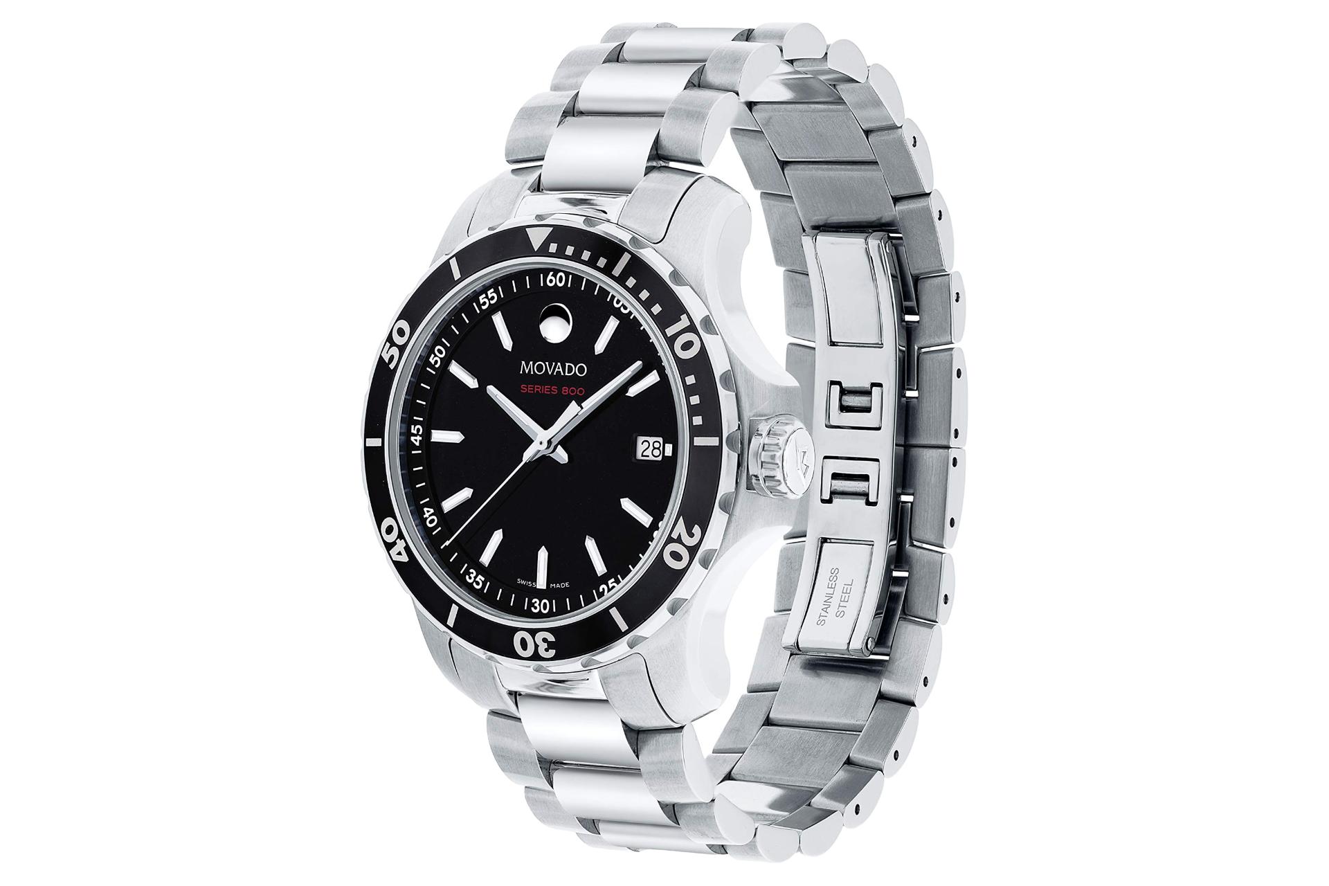 نمای نیمرخ ساعت مچی مردانه موادو Series 800 2600135 با نمایش بند و پیچ تنظیم