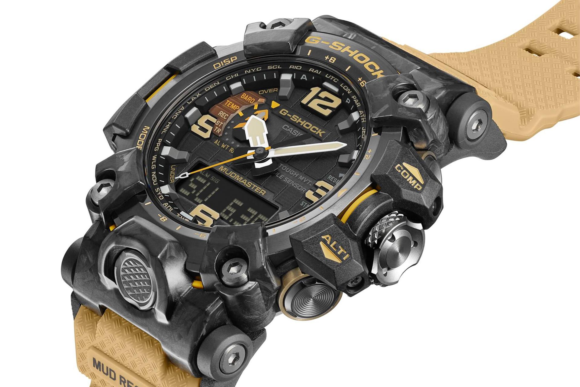 نمای نیمرخ ساعت مچی مردانه کاسیو جی شاک GWG-2000-1A5 با نمایش پیچ تنظیم و دکمه‌ها