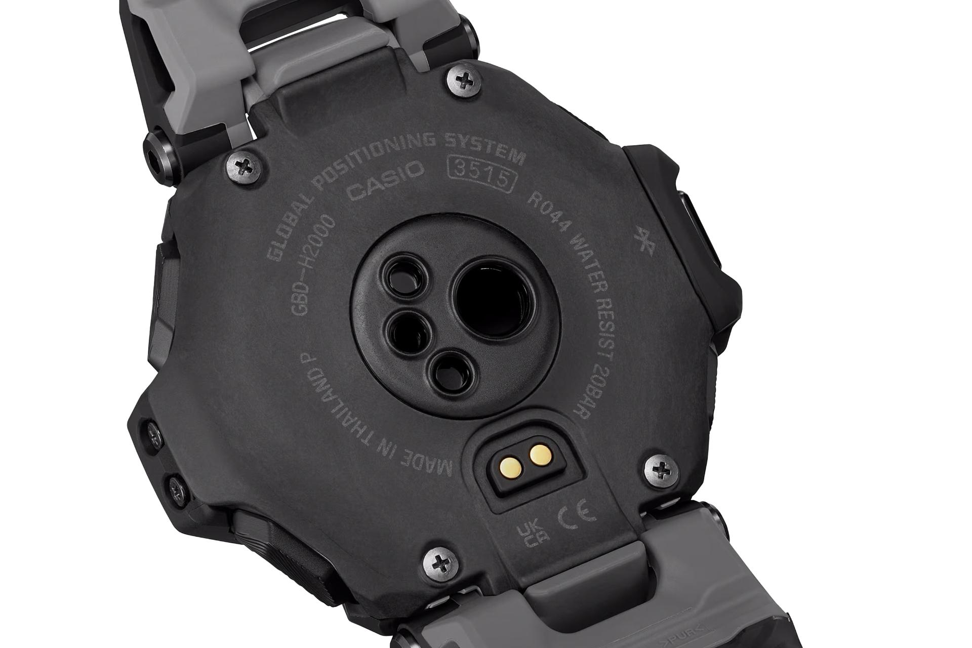 نمای پشت ساعت مچی مردانه کاسیو جی شاک GBD-H2000-1B با نمایش لوگو و سنسورها