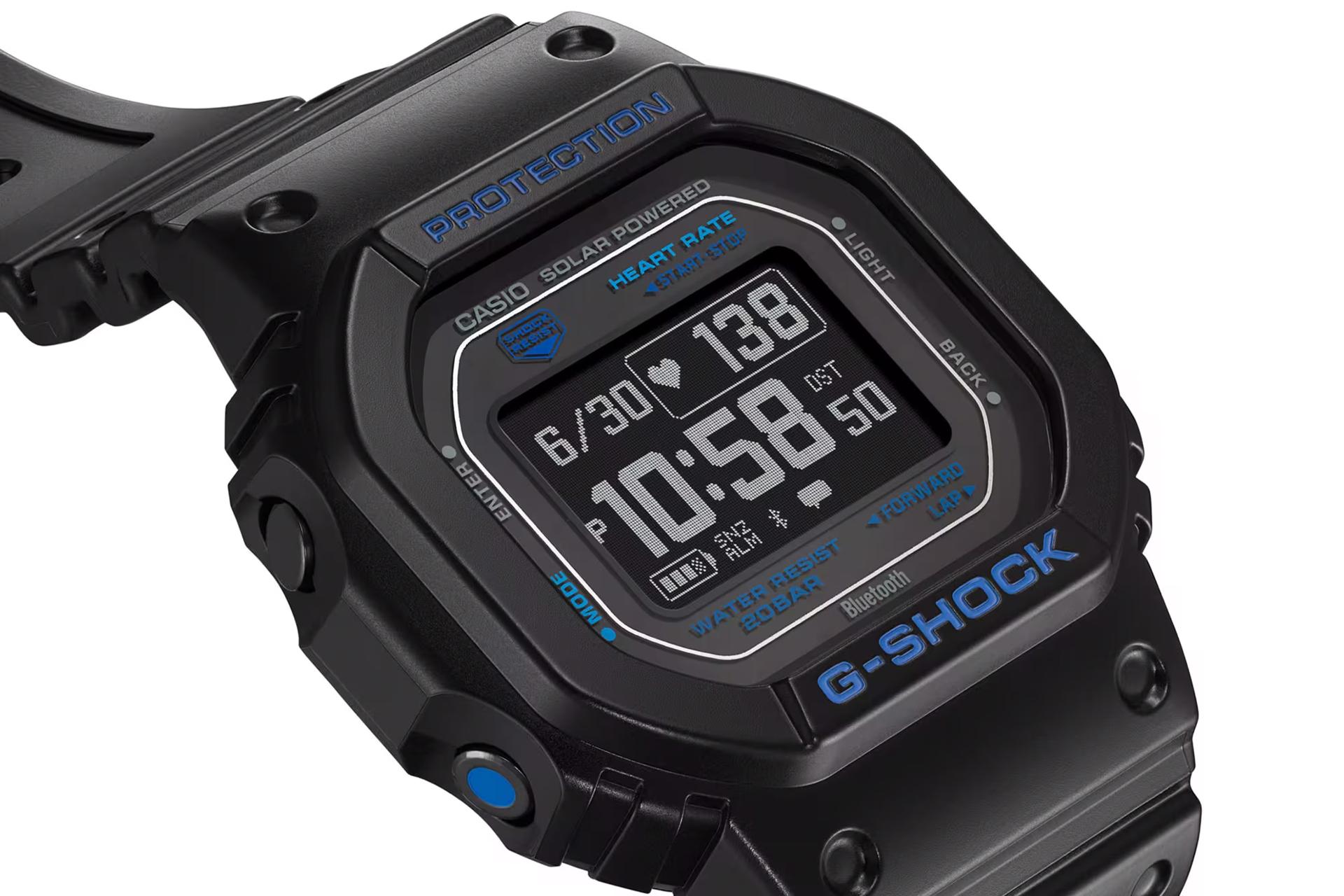 نمای نیمرخ ساعت مچی مردانه کاسیو جی شاک DW-H5600-1A2 با نمایش دکمه‌های لبه‌ی سمت چپ