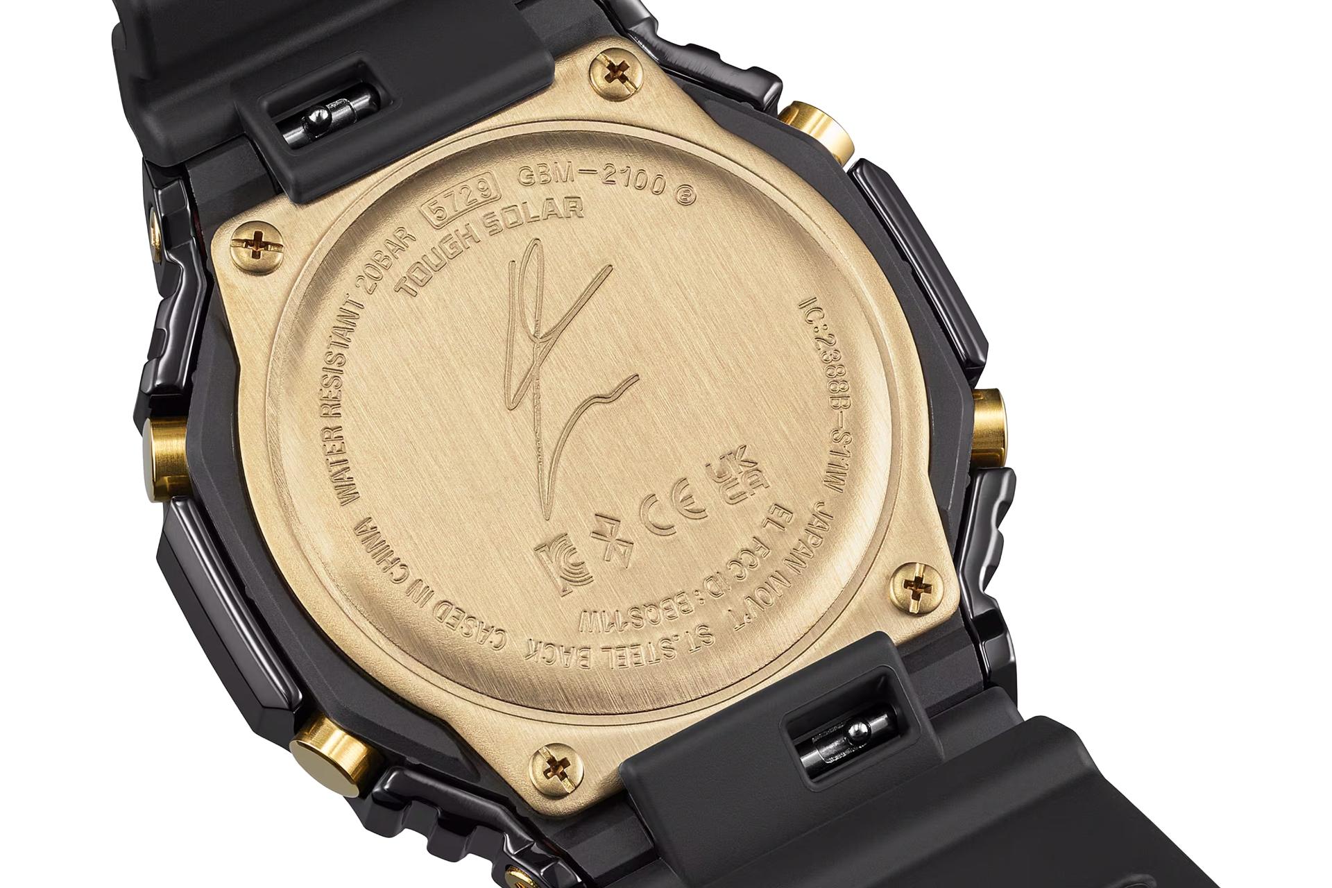 نمای پشت ساعت مچی مردانه کاسیو جی شاک GBM-2100RH-1A با نمایش لوگو