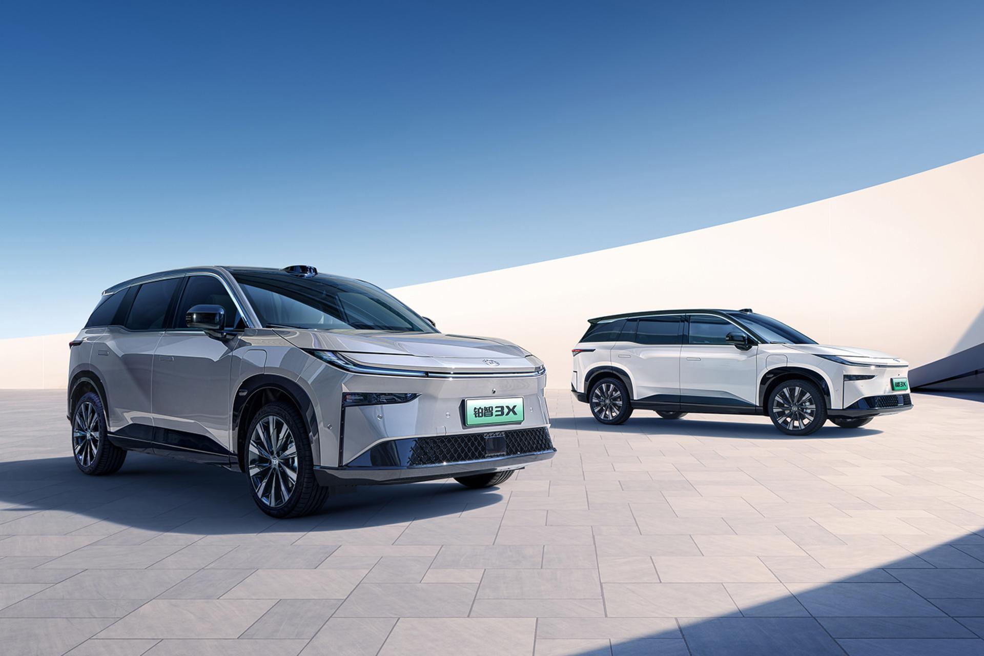 خودرو تویوتا Toyota bZ3 نمای جلو و جانبی