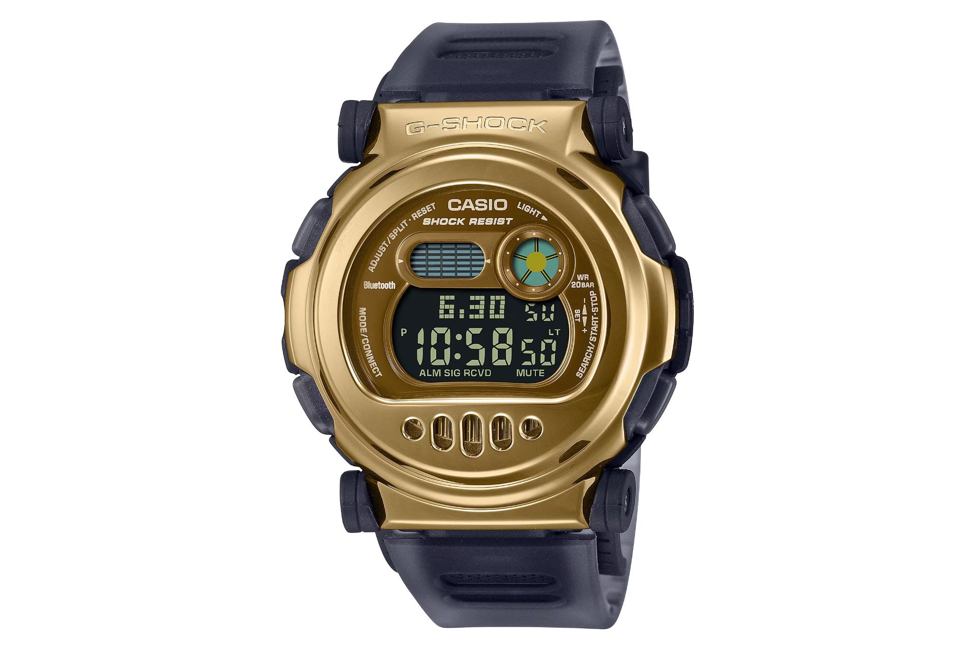 نمای جلوی ساعت مچی مردانه کاسیو جی شاک G-B001MVB-8 با نمایش فریم و صفحه