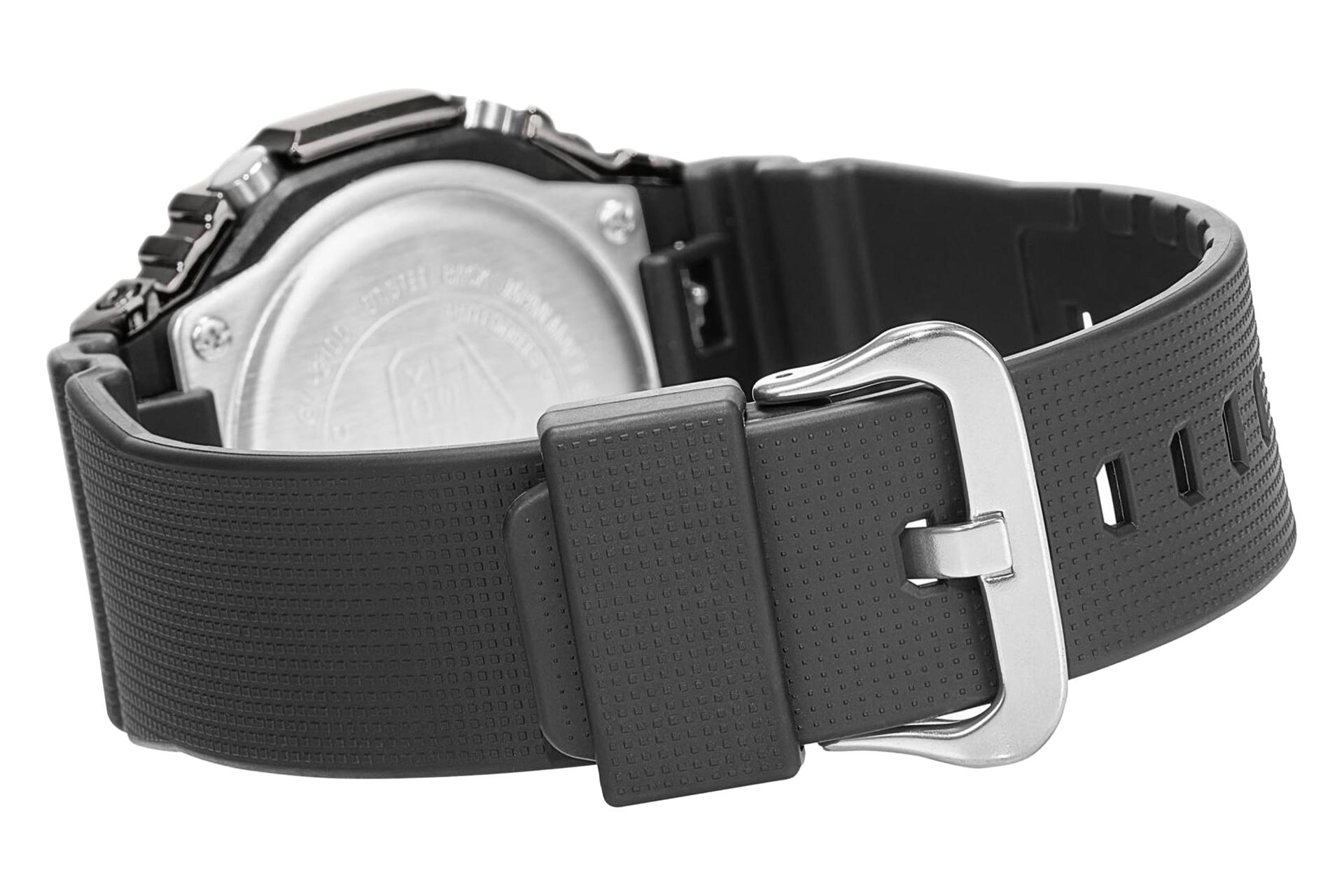 نمای پشت ساعت مچی مردانه کاسیو جی شاک GM-2100B-4A با نمایش بند و قفل