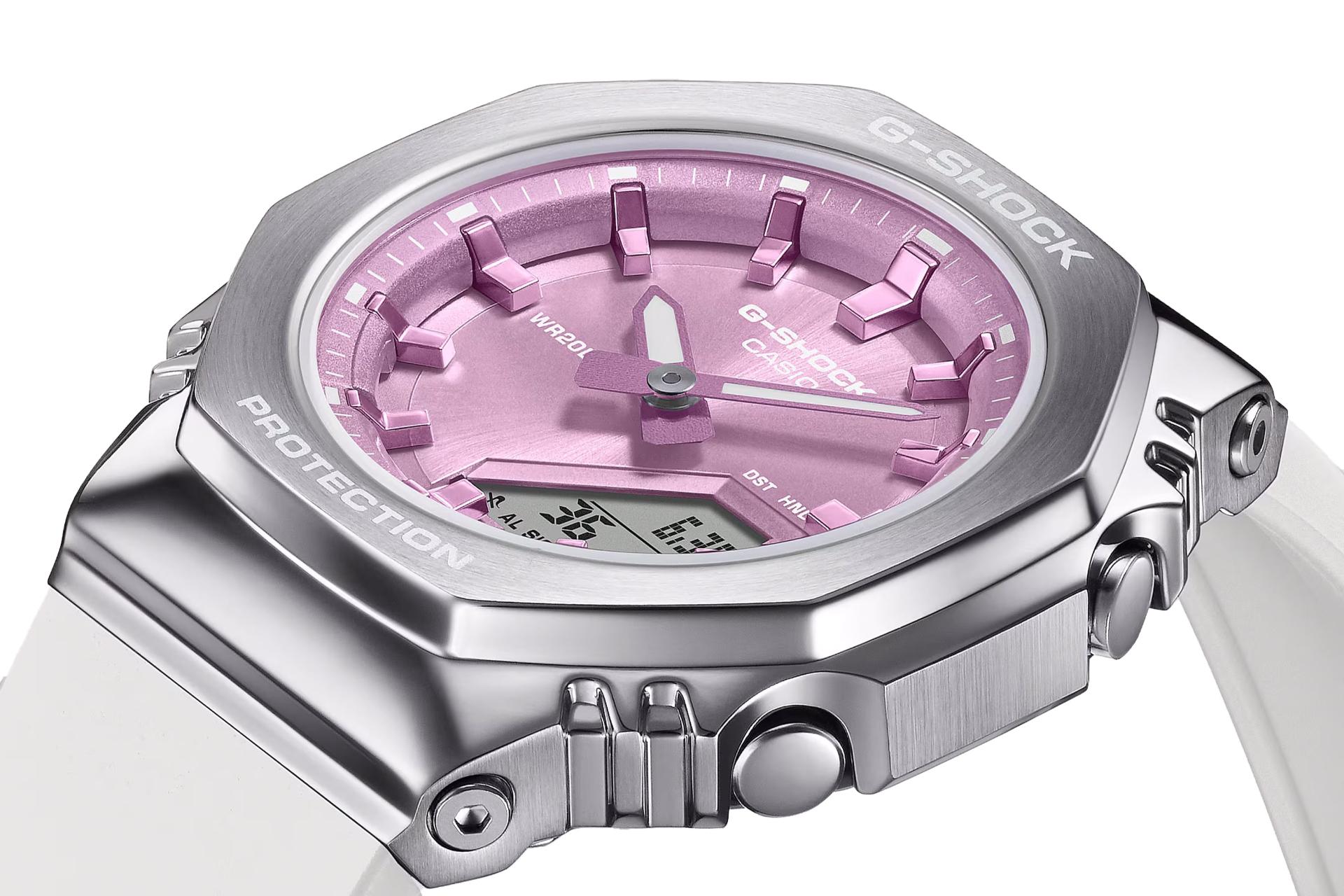 نمای نیمرخ ساعت مچی زنانه کاسیو جی شاک GM-S2110-7A6 با نمایش لبه کناری