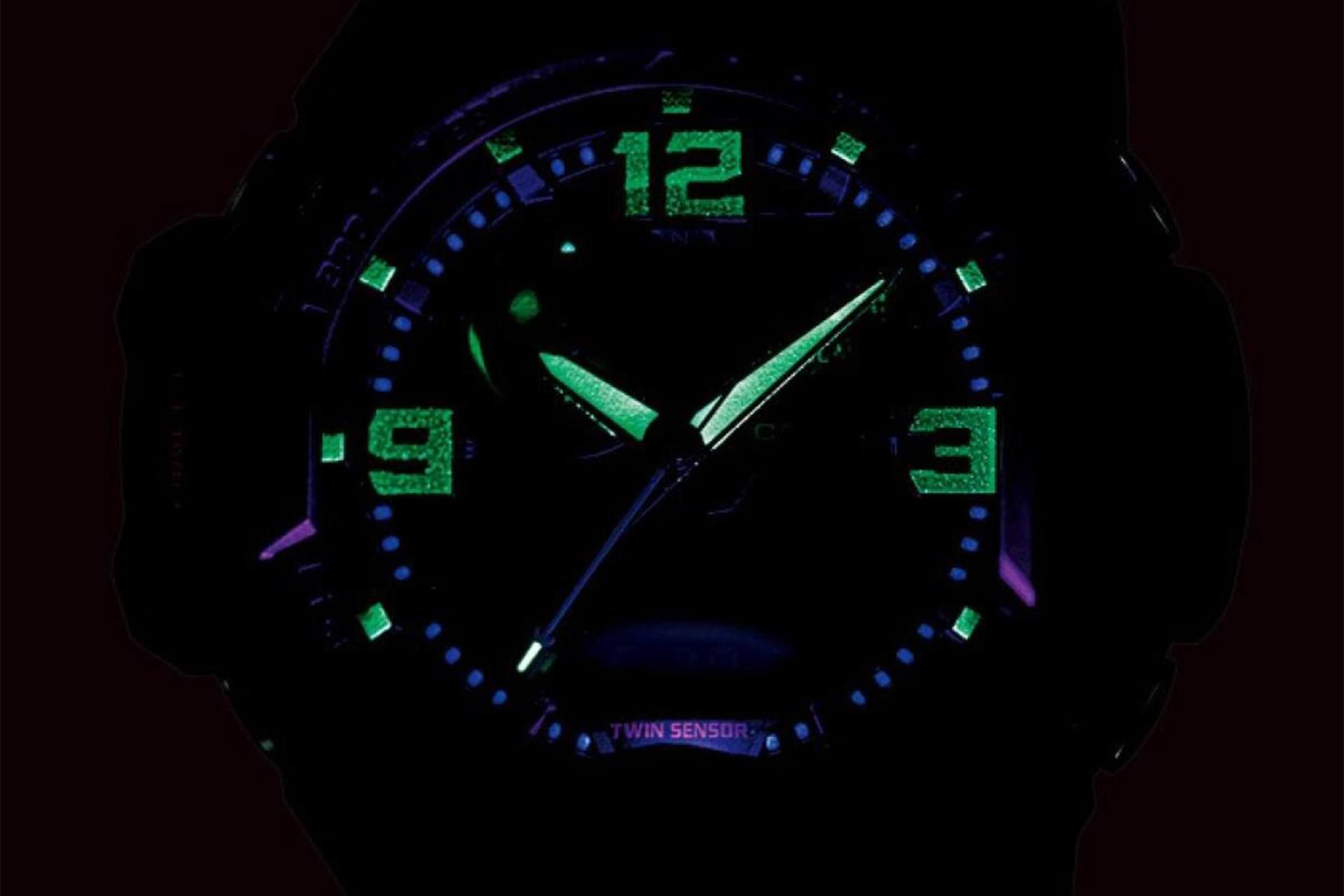 نور شب ساعت مچی مردانه کاسیو جی شاک GA-1000-4A