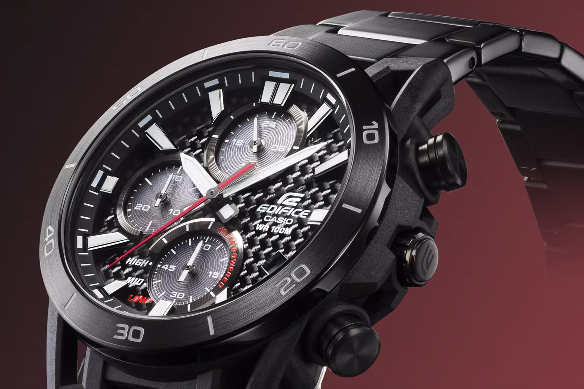 لبه سمت راست ساعت مچی مردانه کاسیو Edifice EQS-960DC-1AV با نمایش بند و پیچ تنظیم