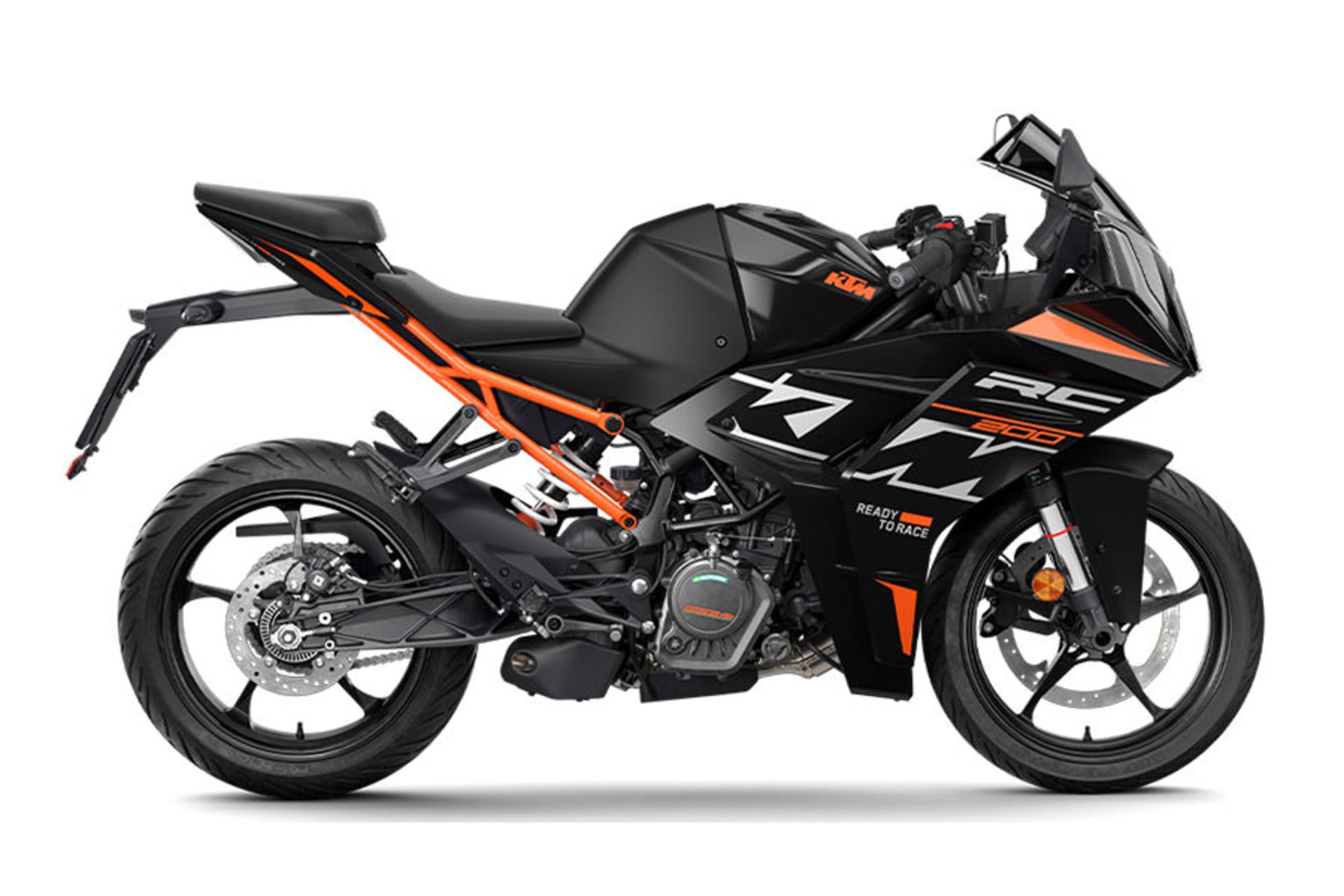 موتورسیکلت کی تی ام KTM RC 200 2024 نمای جانبی راست رنگ مشکی