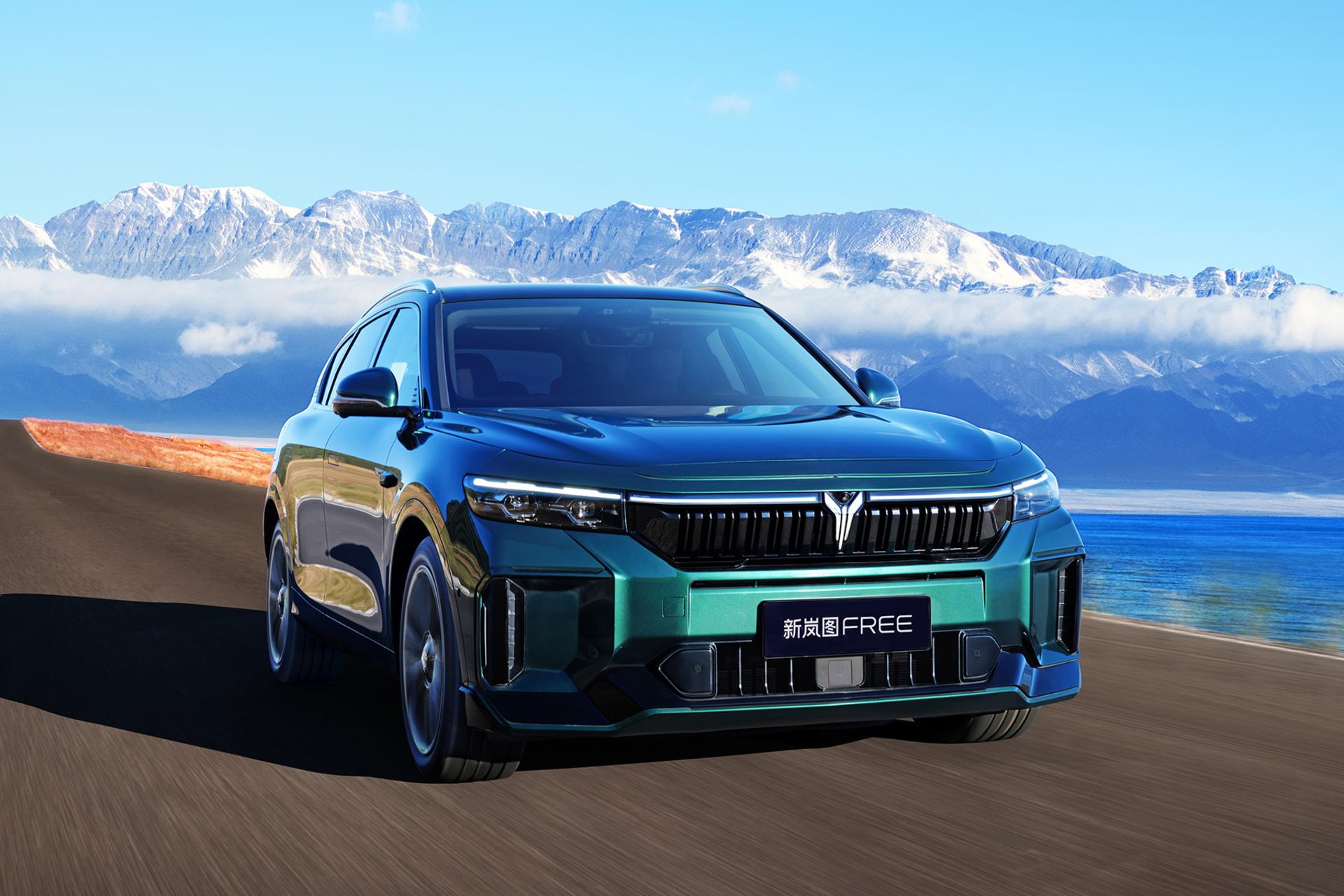 خودرو وویا فری Voyah Free 2025 رنگ سبز نمای جلو