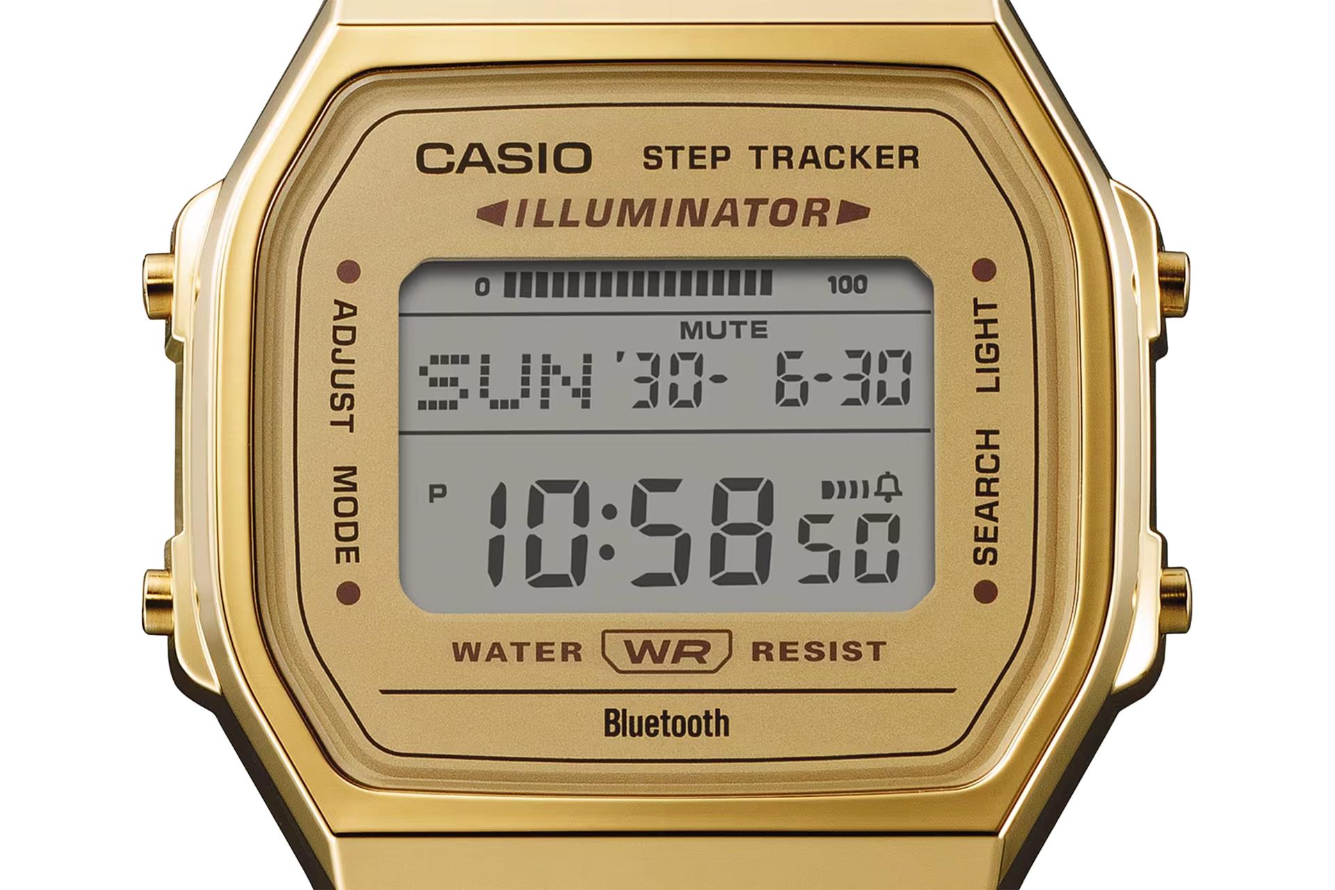 نمای نزدیک ساعت مچی زنانه کاسیو Vintage ABL-100WEG-9A با نمایشگر روشن و نمایش لوگو