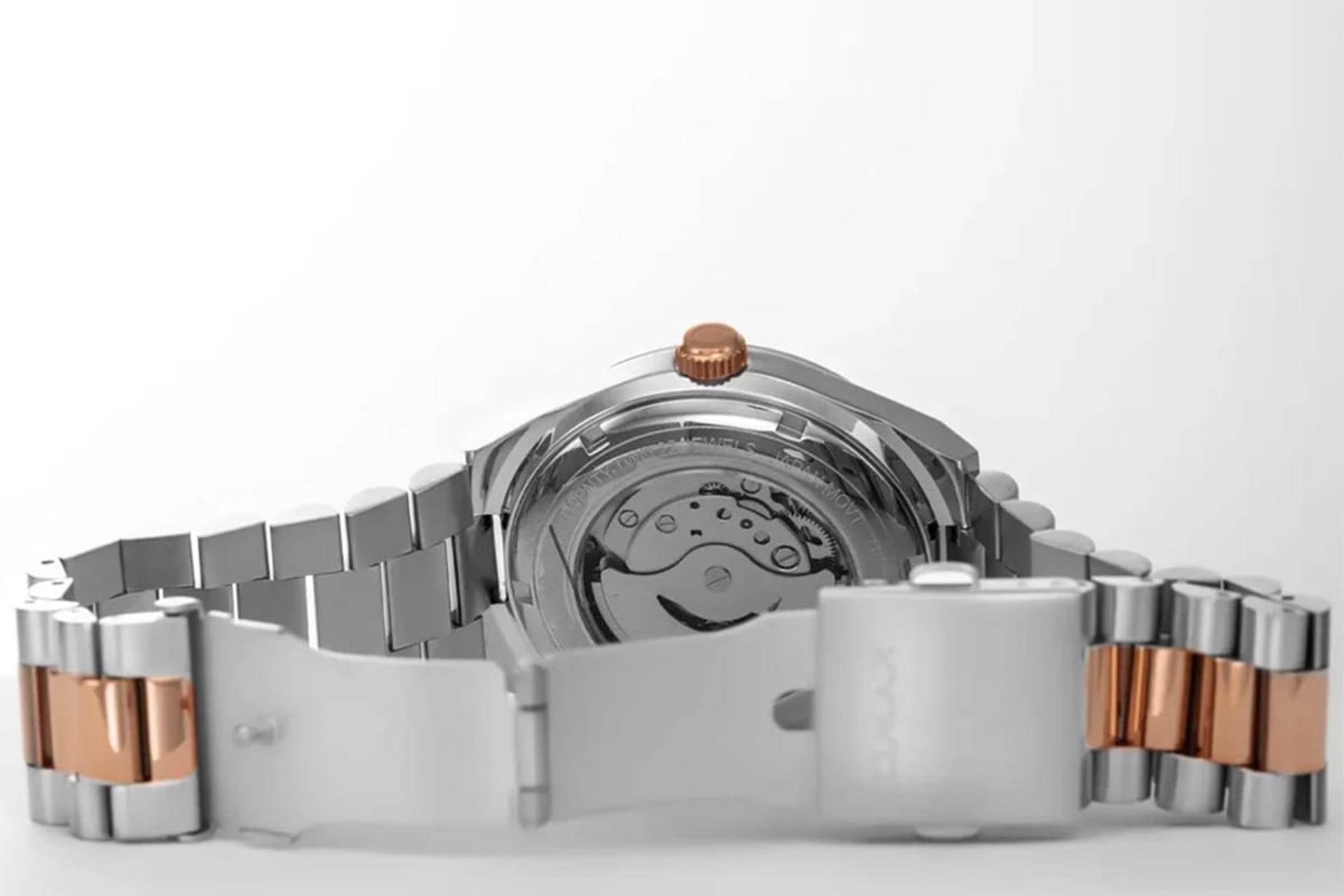 بند، قفل و پنل پشت ساعت مچی مردانه اوماکس Masterpiece Automatic OACZ001C2CI