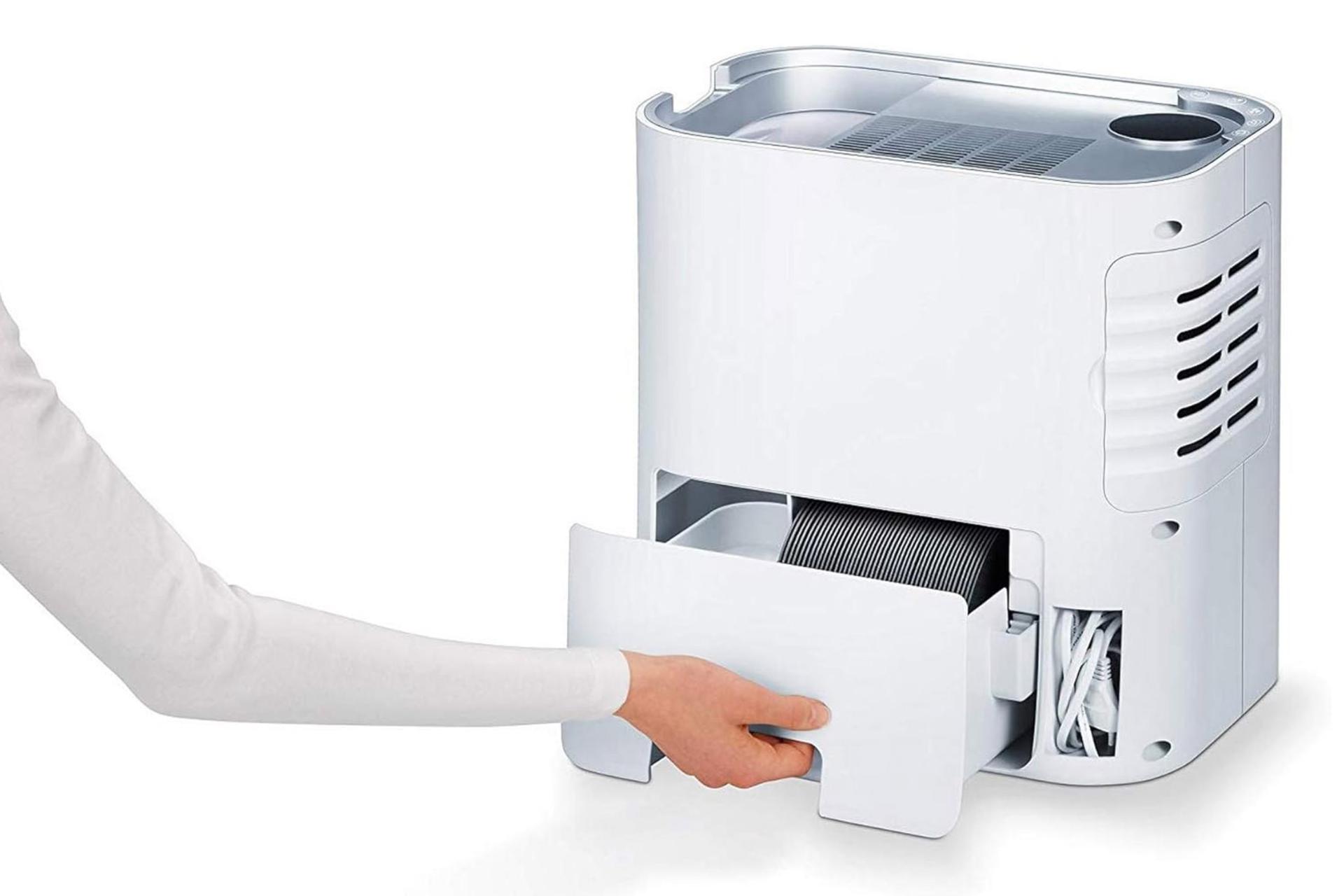 نمای پشت دستگاه تصفیه هوا بیورر LR 330