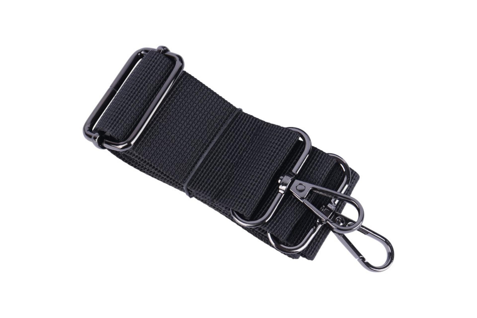 اقلام همراه اسپیکر آوی KA12