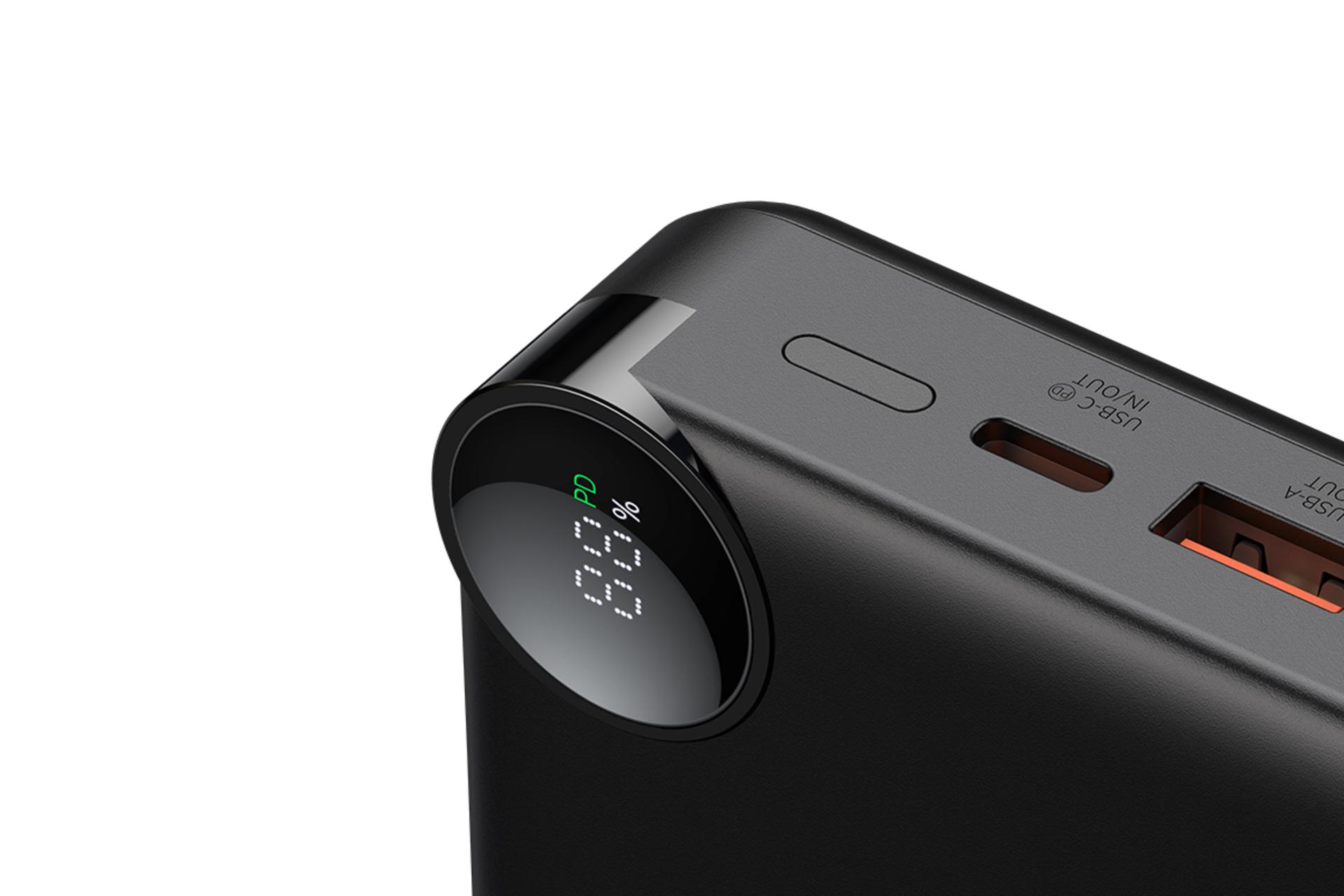 پاور بانک مک دودو FreeGo MC-3860 با ظرفیت 10000 میلی‌آمپر ساعت