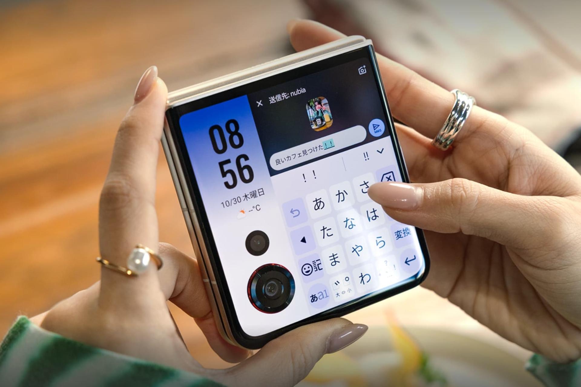 نمایشگر خارجی گوشی موبایل نوبیا فلیپ 3 زد تی ای / ZTE nubia Flip3