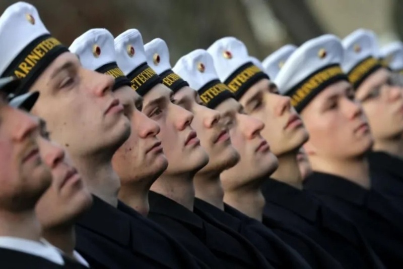 سربازی داوطلبانه برای نوجوان‌های ۱۸ ساله آلمانی احیا می‌شود