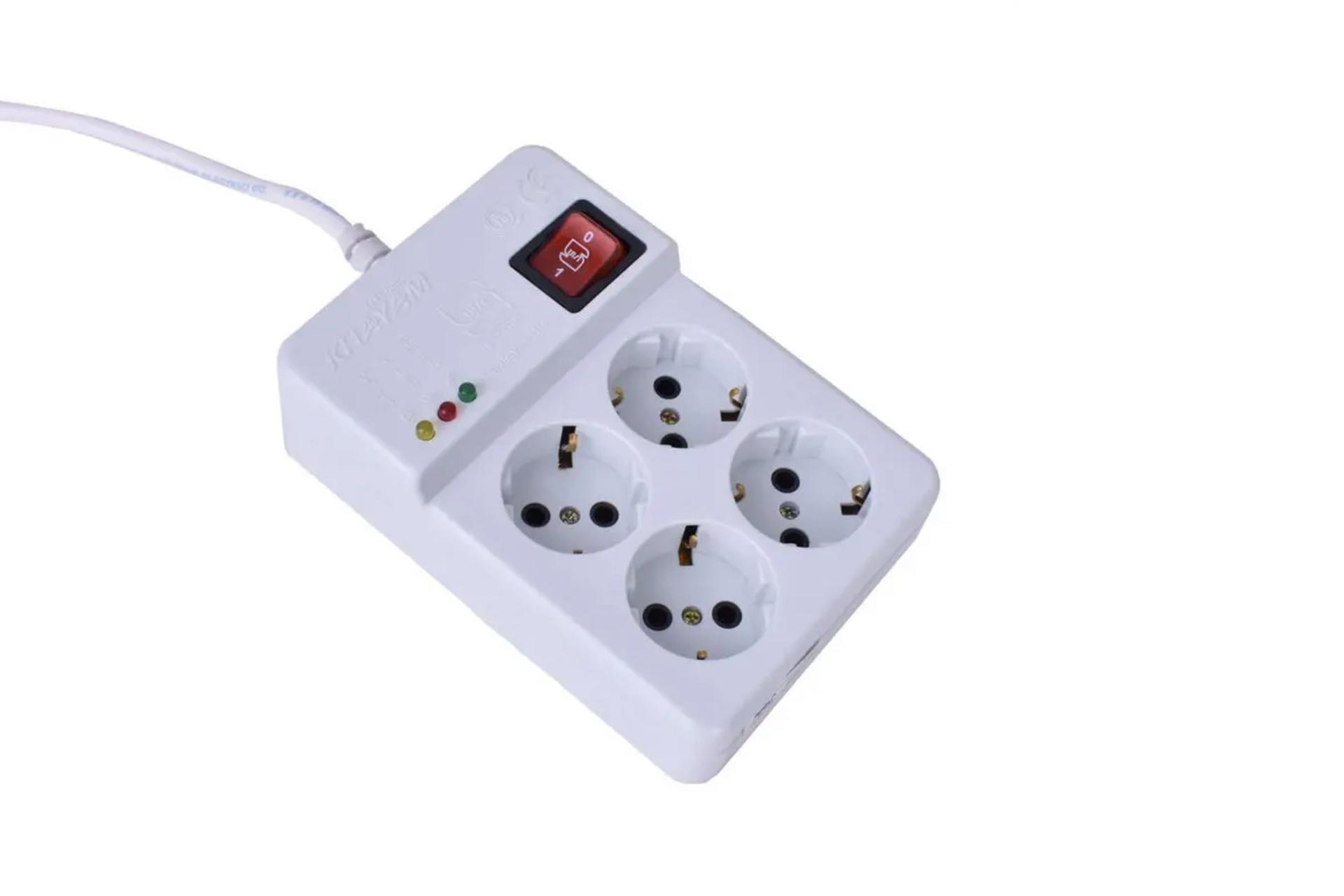 محافظ ولتاژ خیام الکتریک مدل 4 خانه ارت دار با کابل 1.8 متر