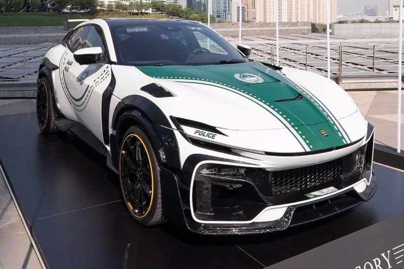 خودرو جدید پلیس دبی رونمایی شد: فراری پوروسانگوئه منصوری!