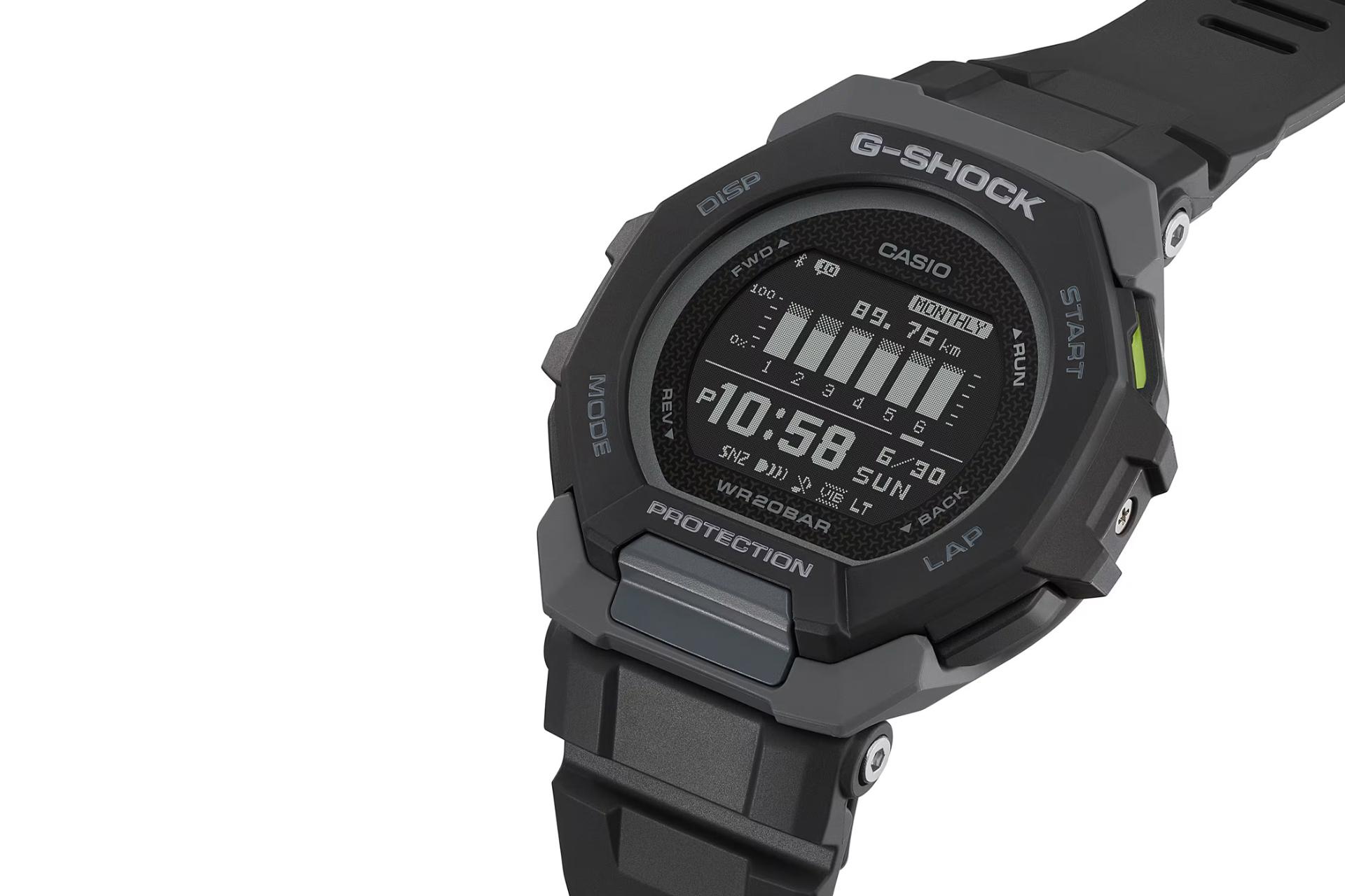نمای کنار ساعت مچی مردانه کاسیو جی شاک GBD-300-1